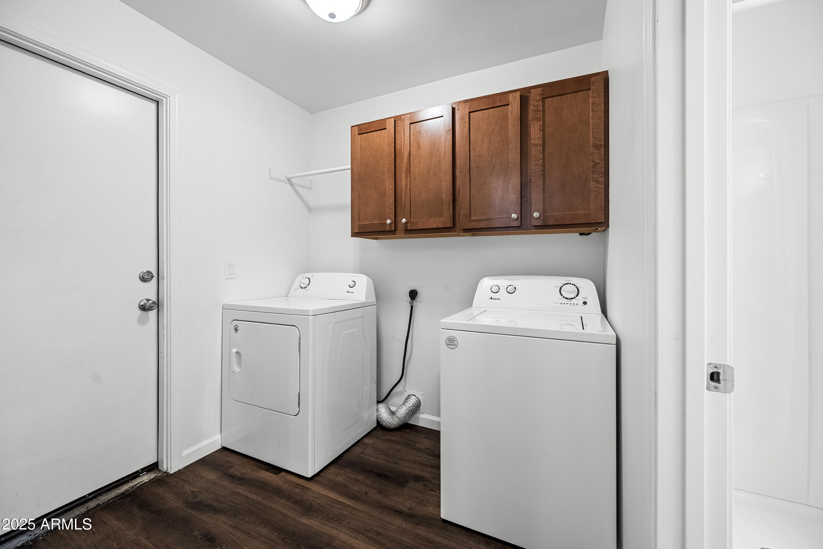 1720 E HERMOSA Drive