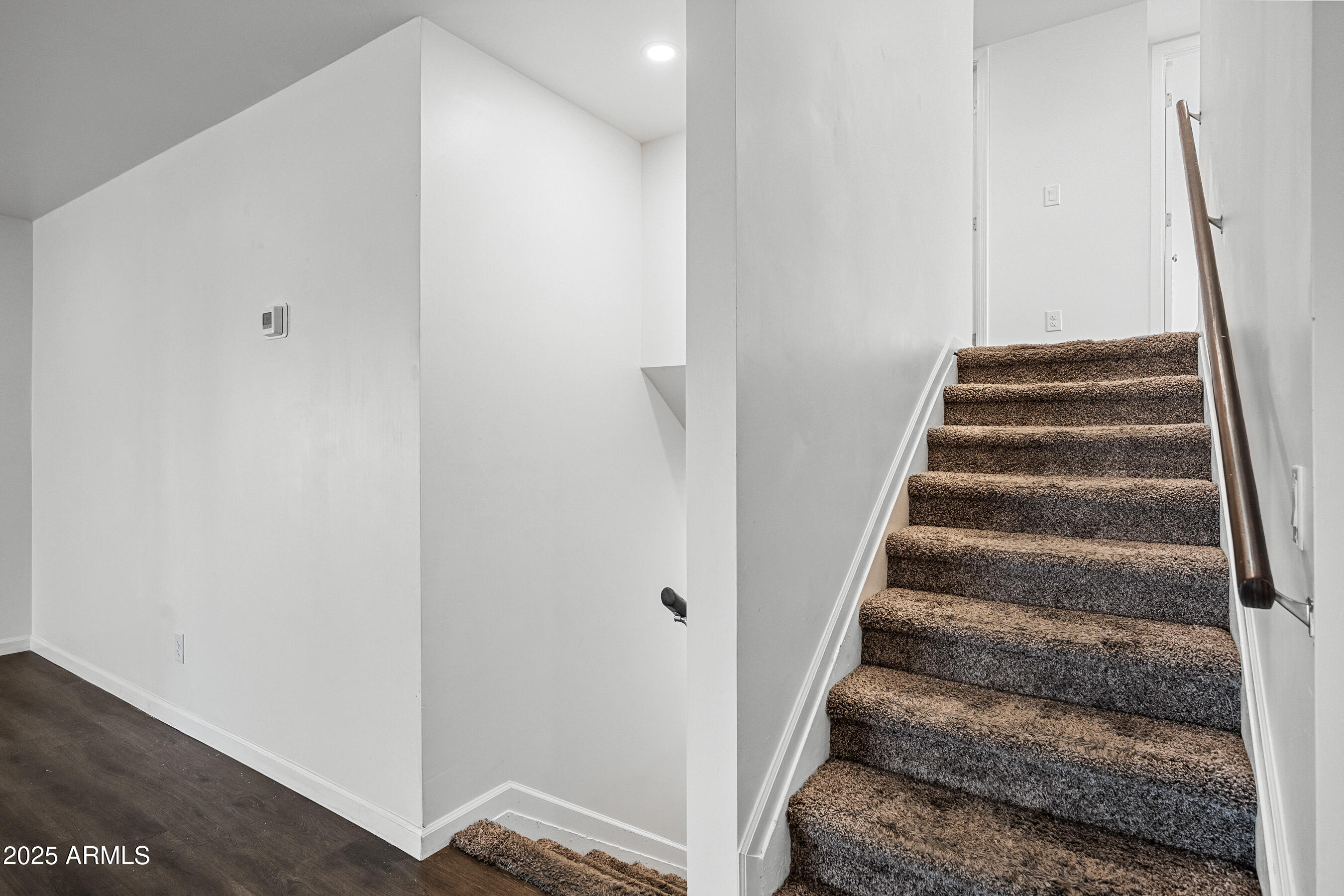 1720 E HERMOSA Drive