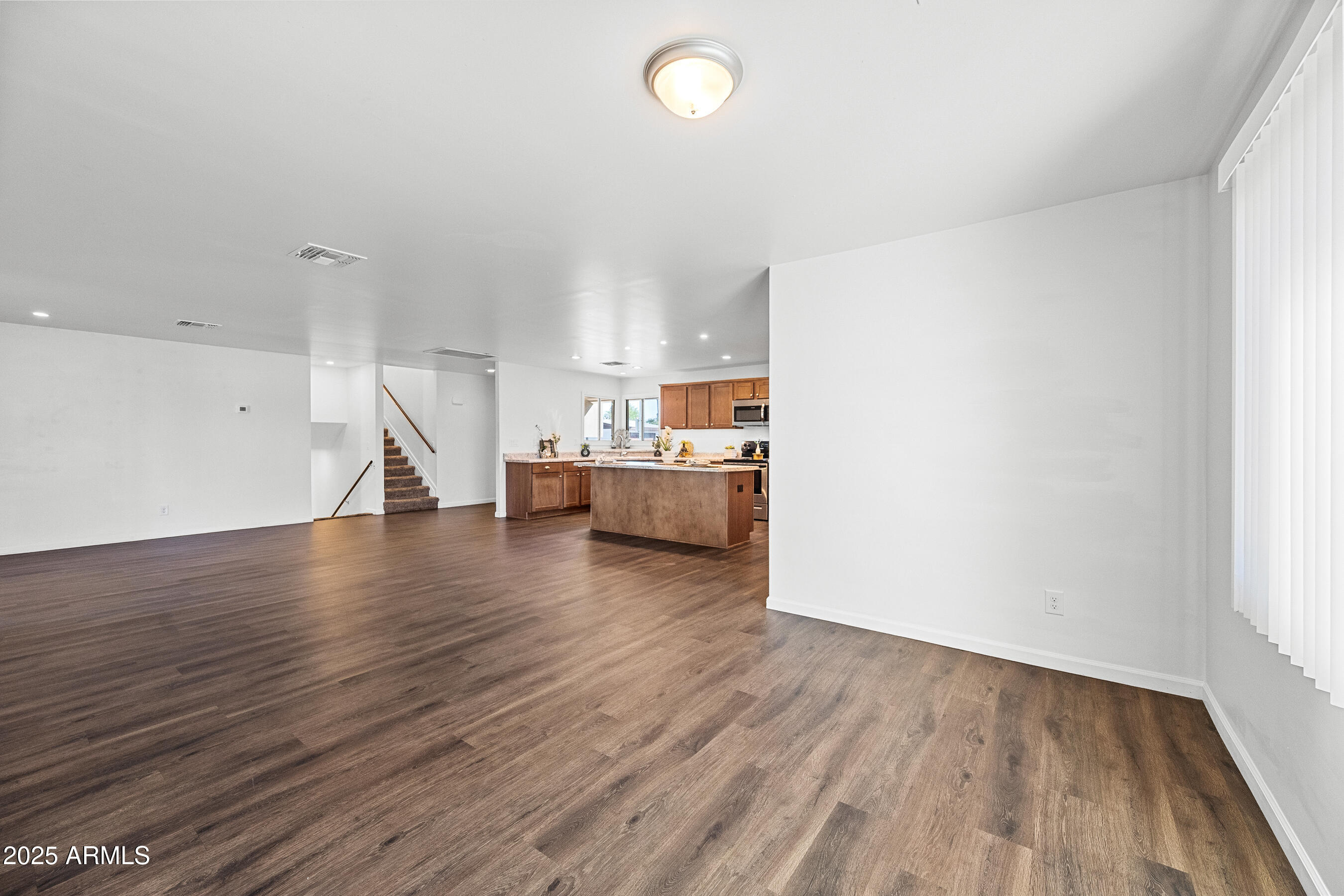 1720 E HERMOSA Drive