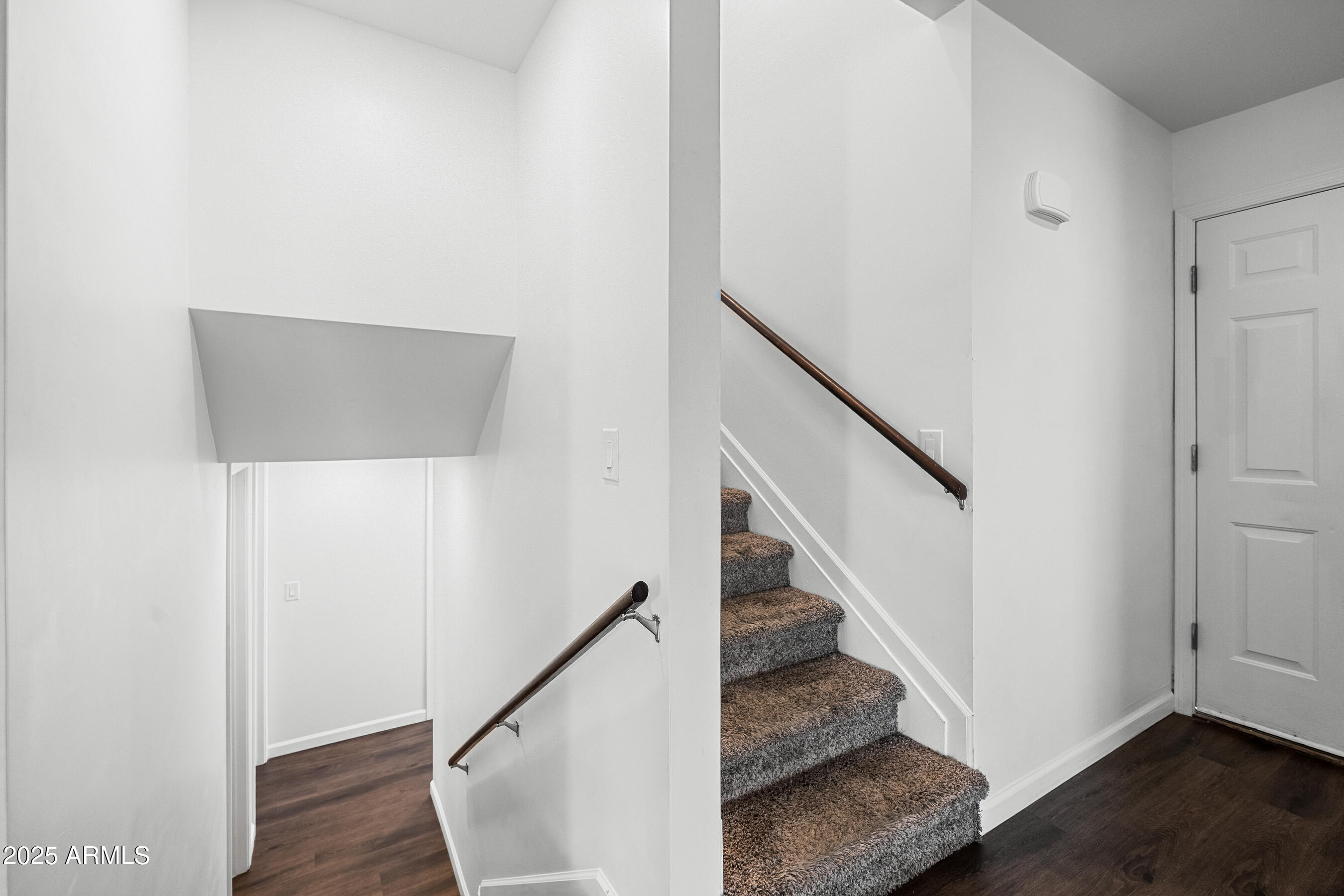 1720 E HERMOSA Drive