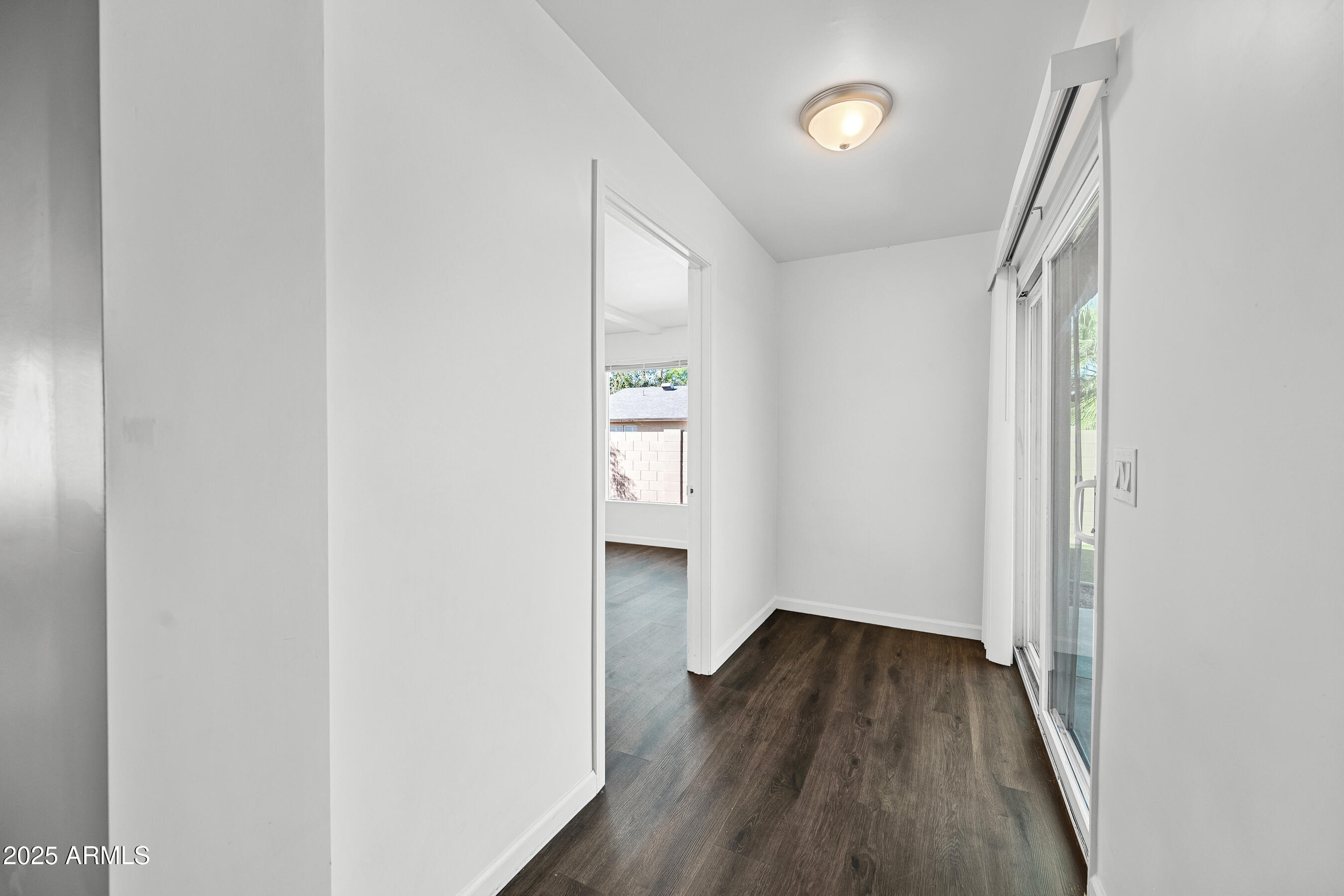 1720 E HERMOSA Drive