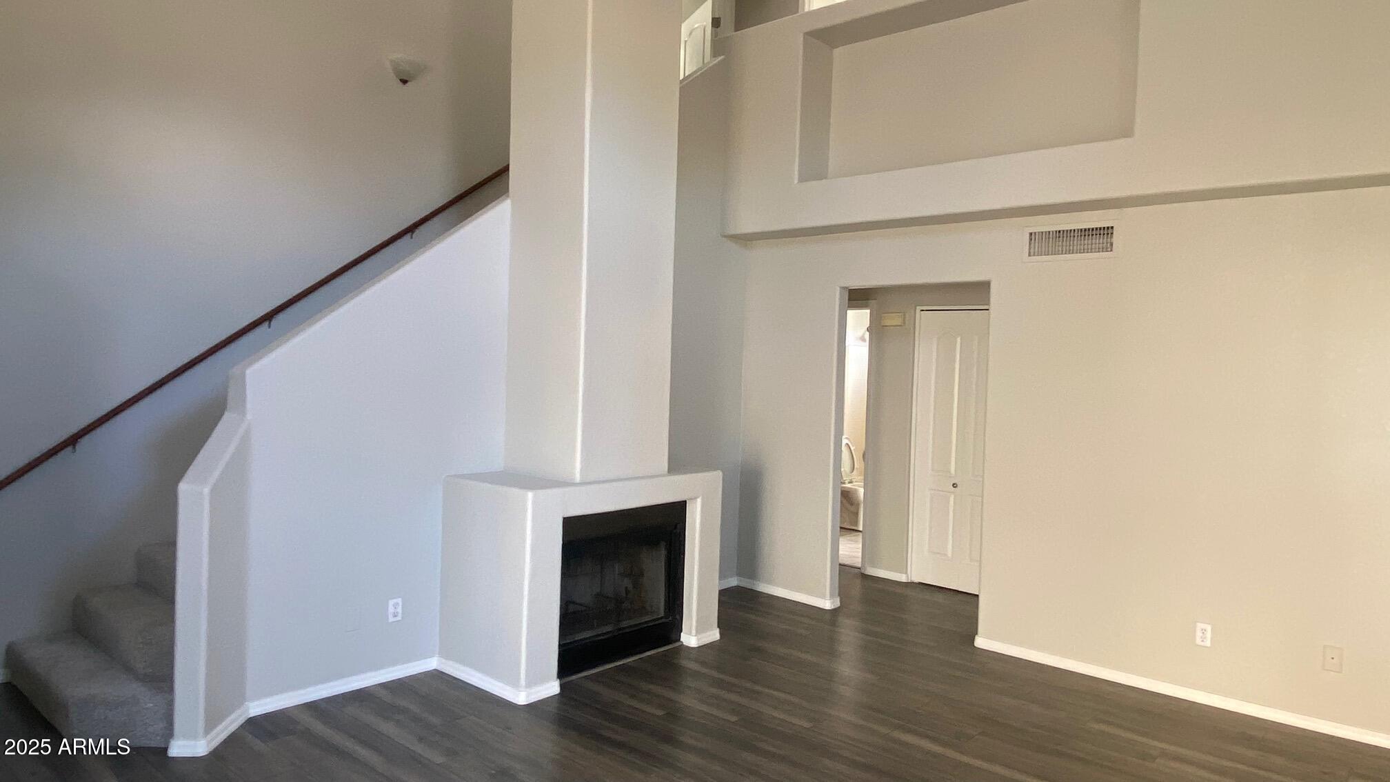 5665 W GALVESTON Street, 20