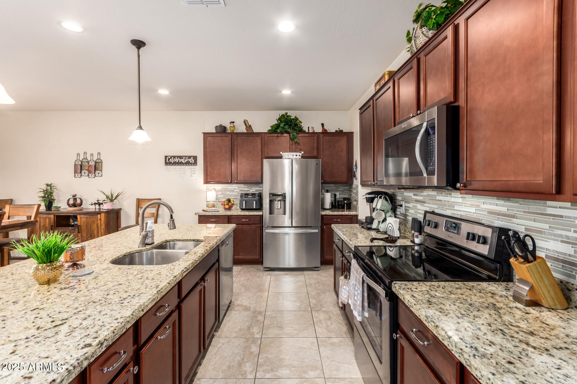 10060 E TIGER LILY Avenue