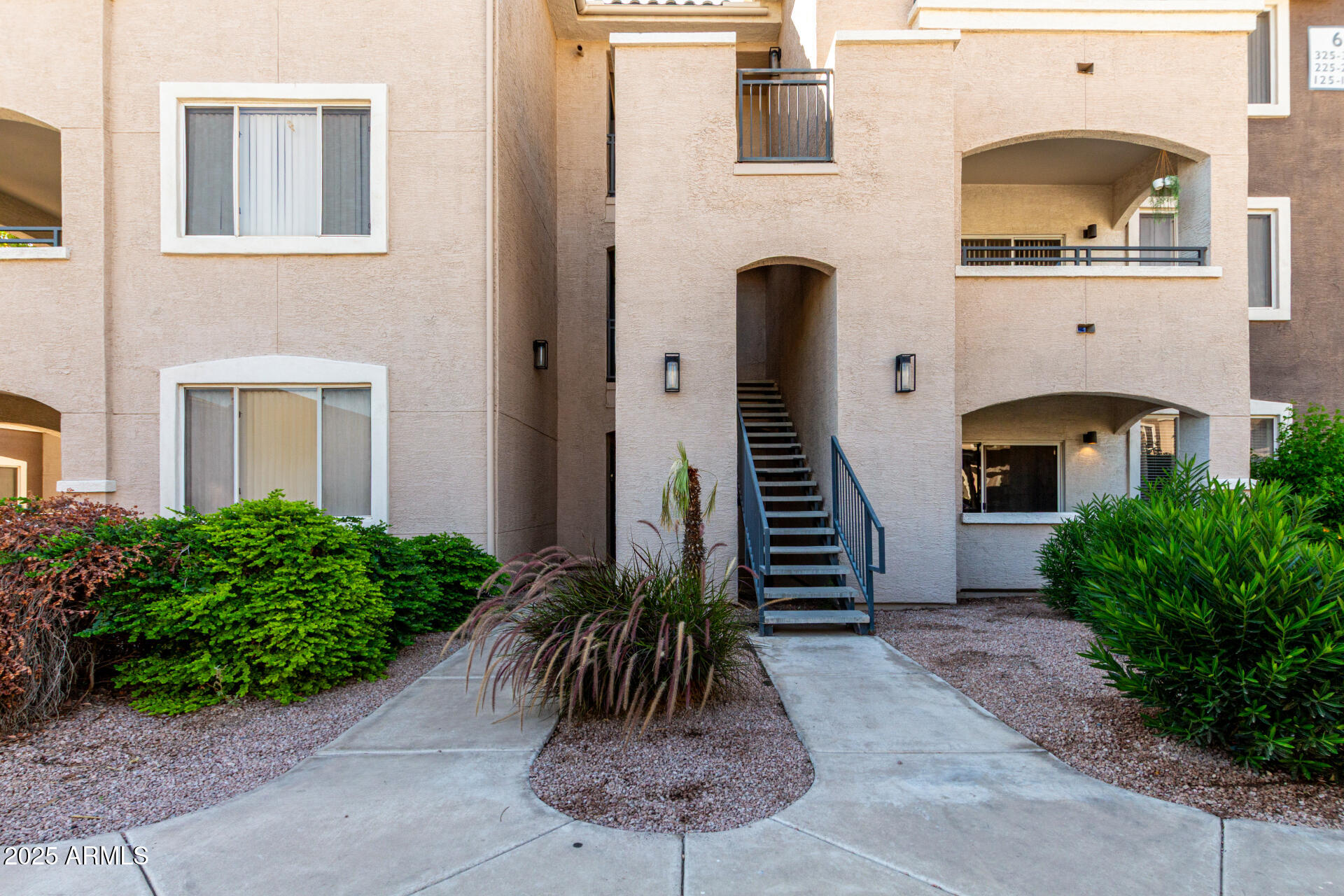 5345 E VAN BUREN Street, 130