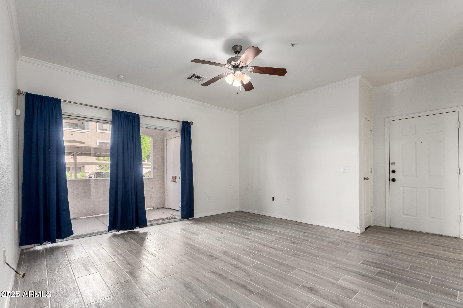 5345 E VAN BUREN Street, 130
