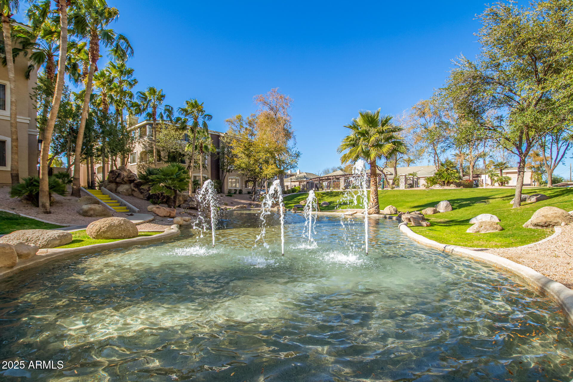 5345 E VAN BUREN Street, 130