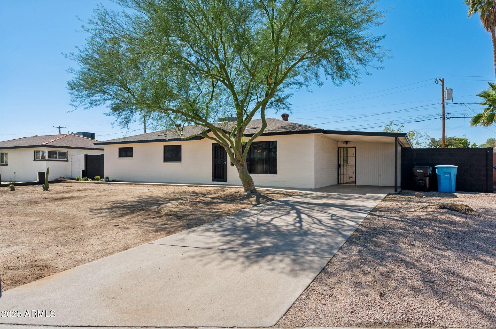 5812 N 22ND Drive