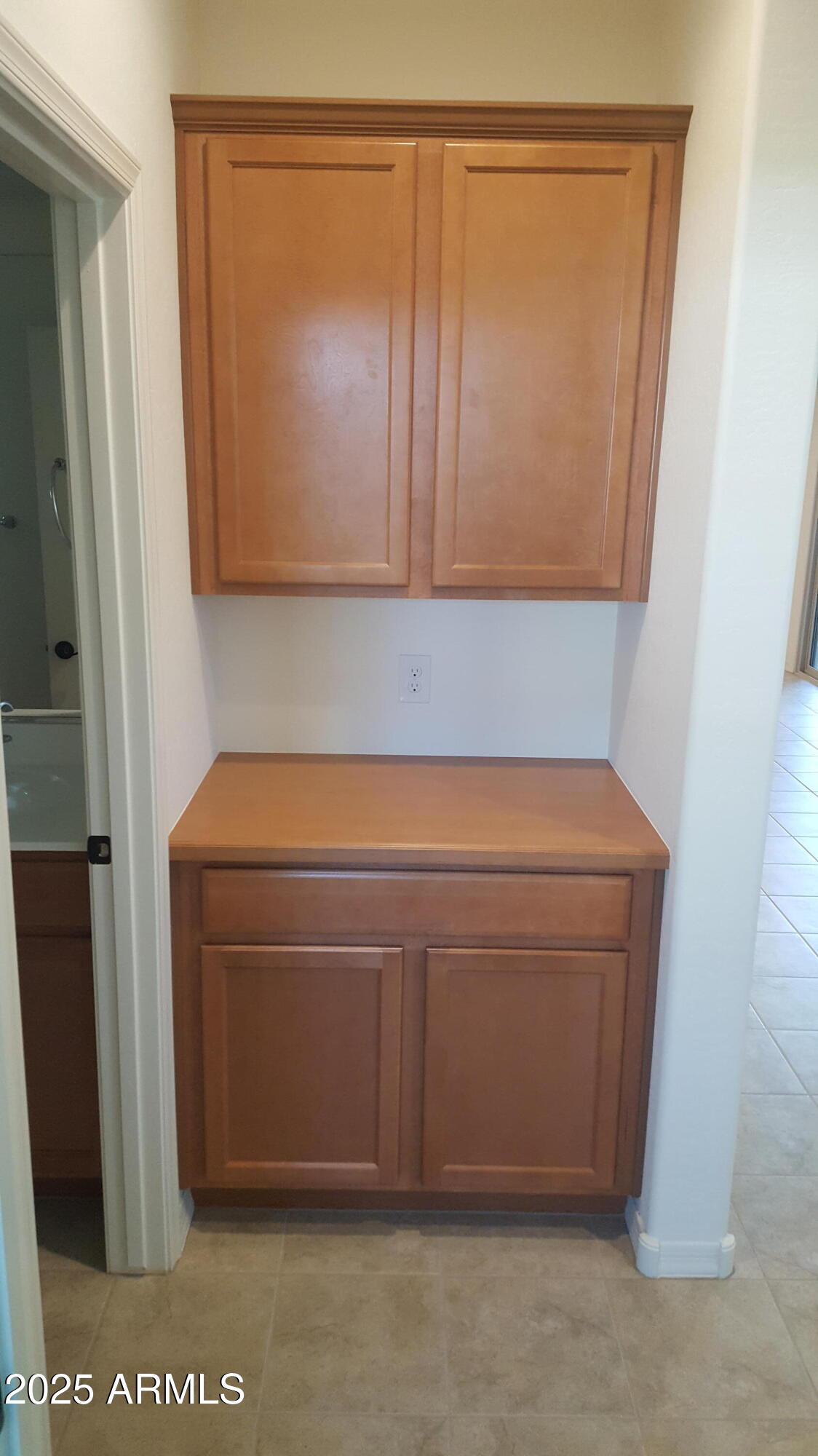 2258 S WALLRADE Lane