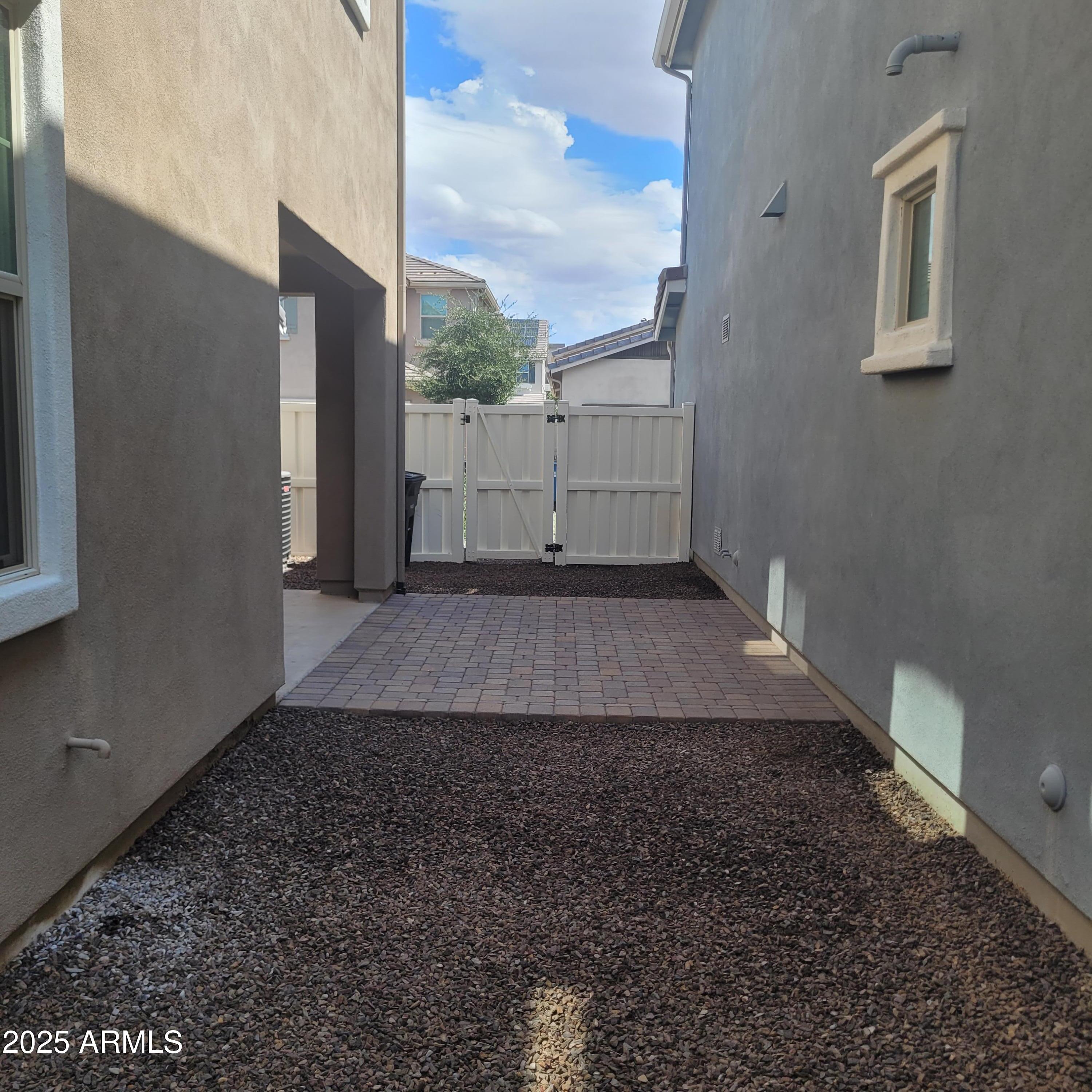 2258 S WALLRADE Lane