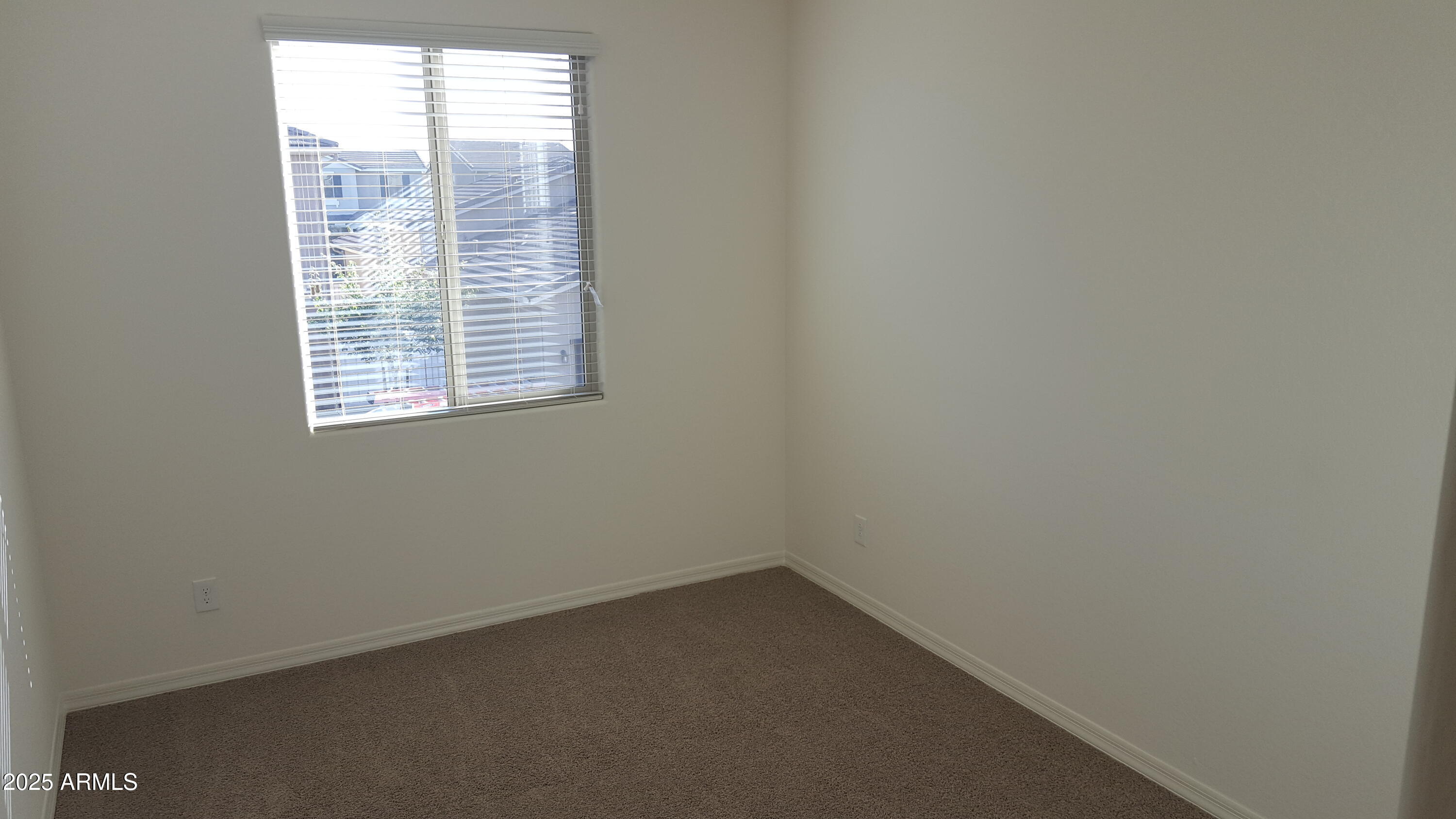 2258 S WALLRADE Lane