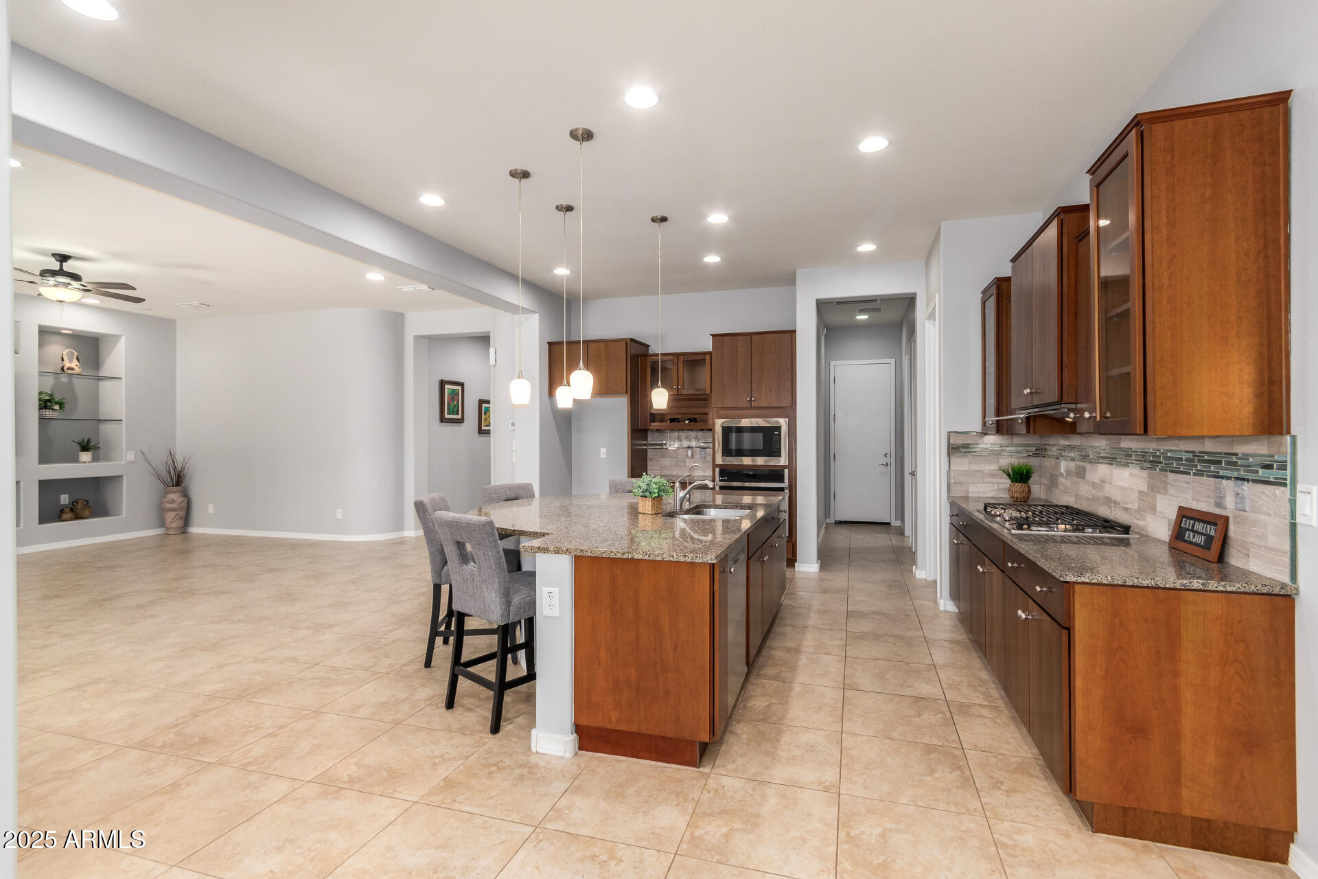 7218 W AUTUMN VISTA Way