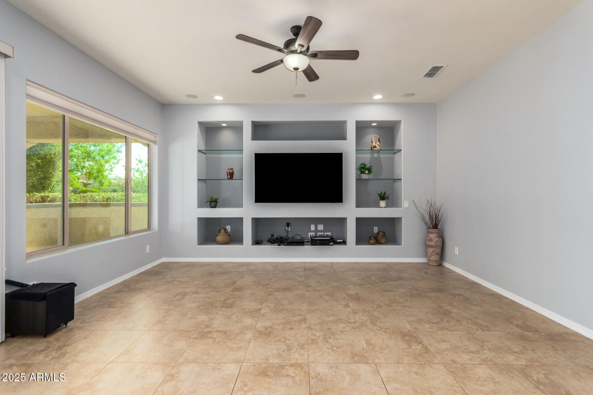 7218 W AUTUMN VISTA Way