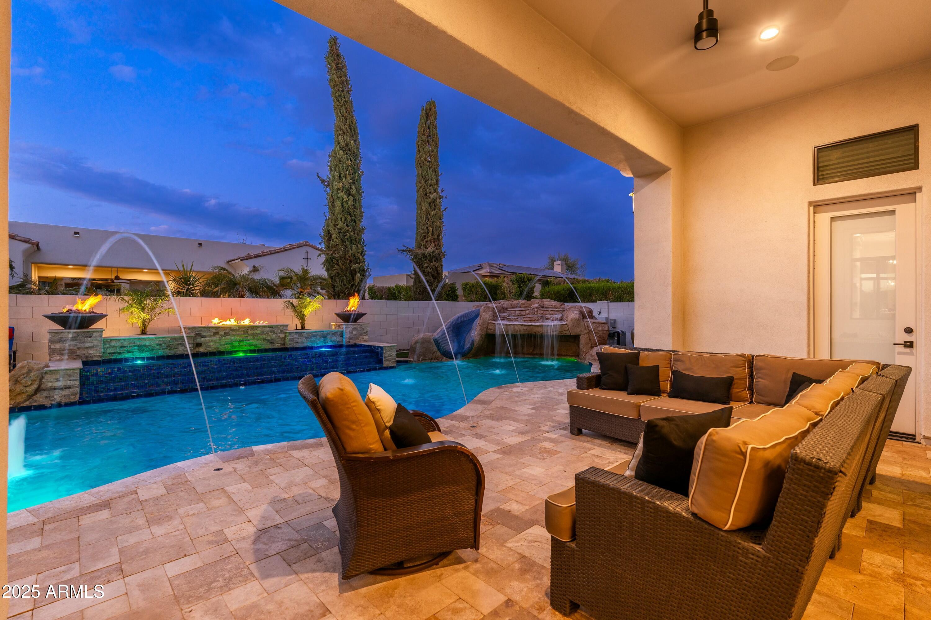 2656 E ORIOLE Drive
