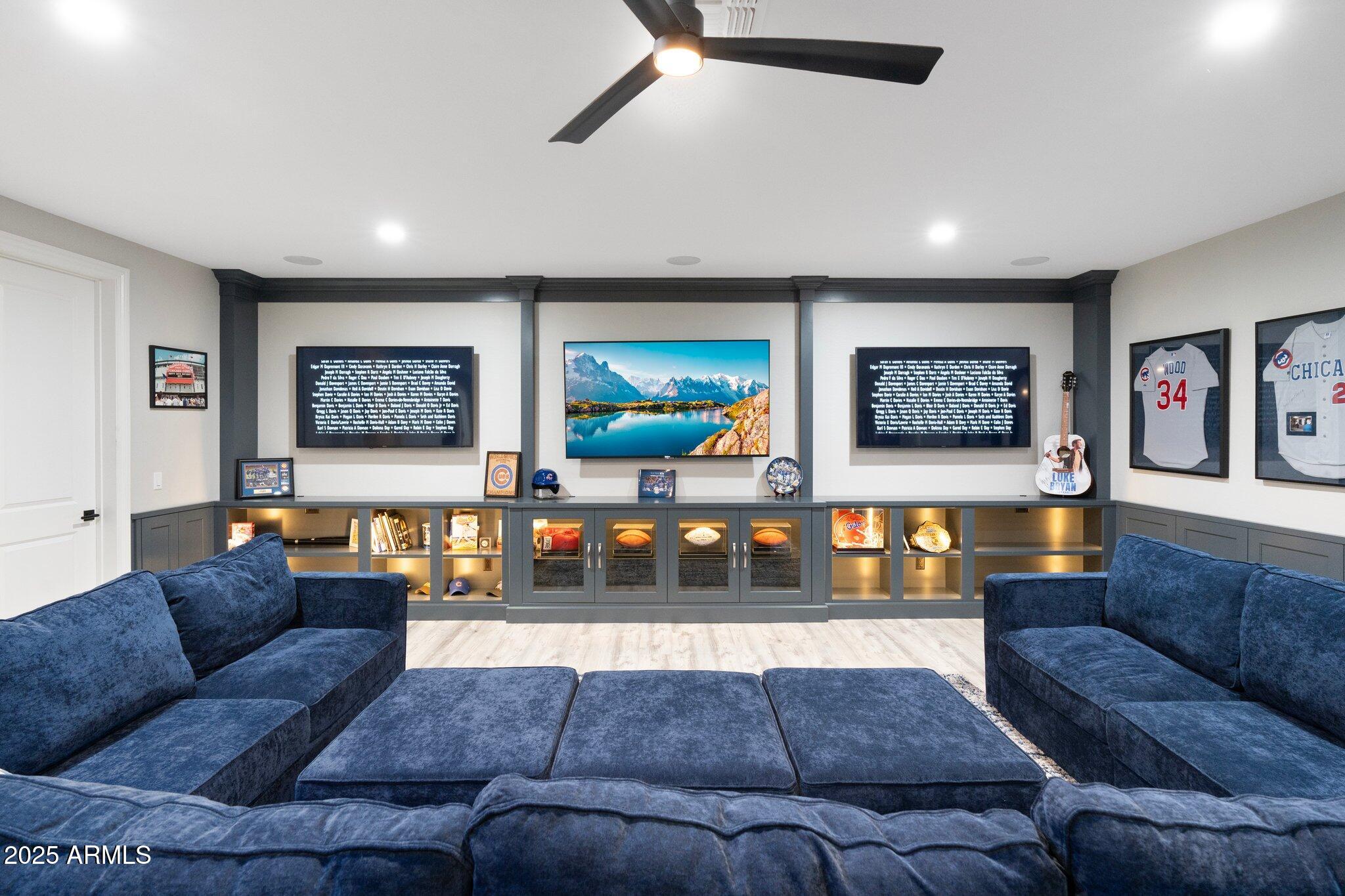 2656 E ORIOLE Drive