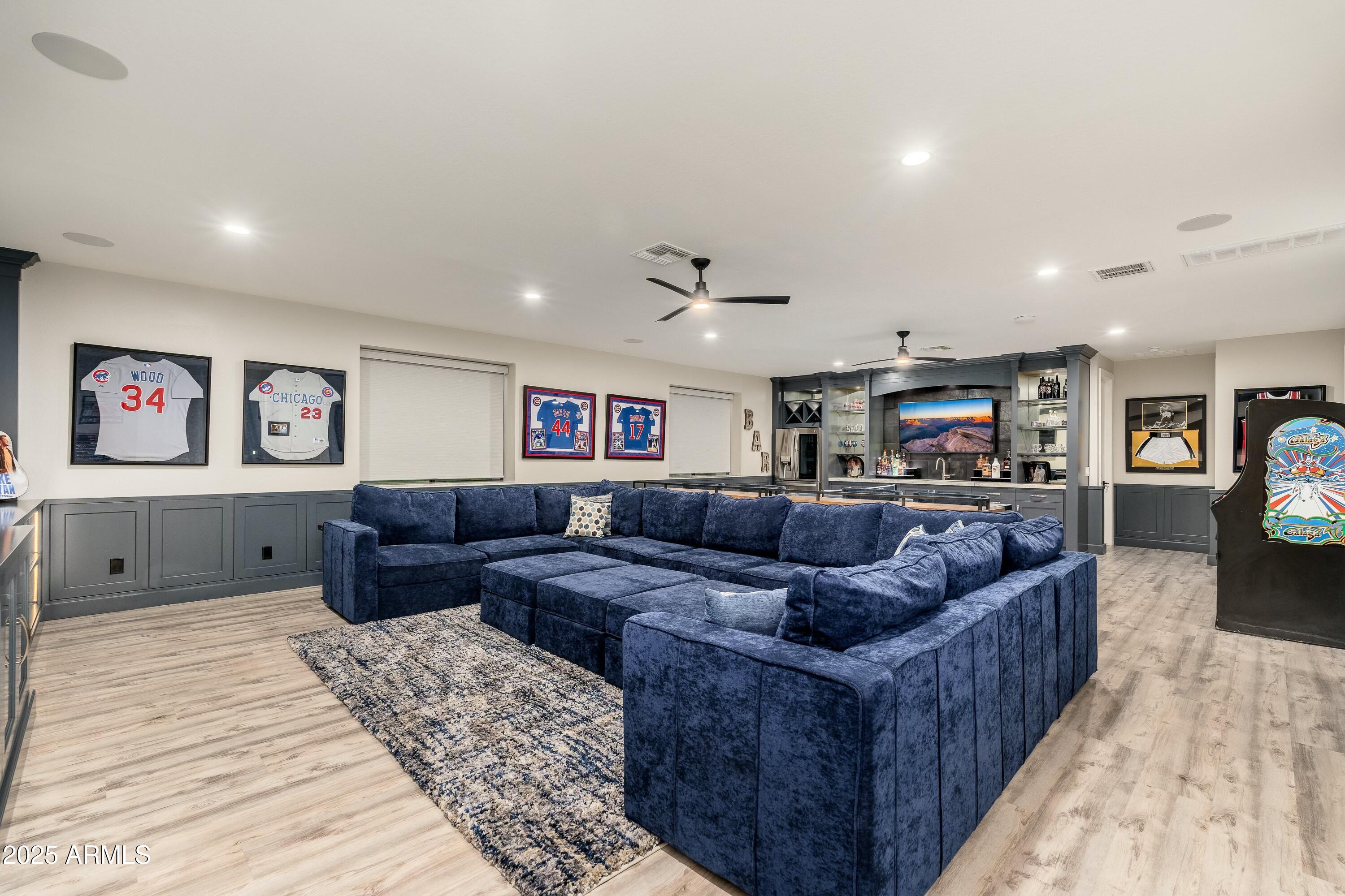 2656 E ORIOLE Drive