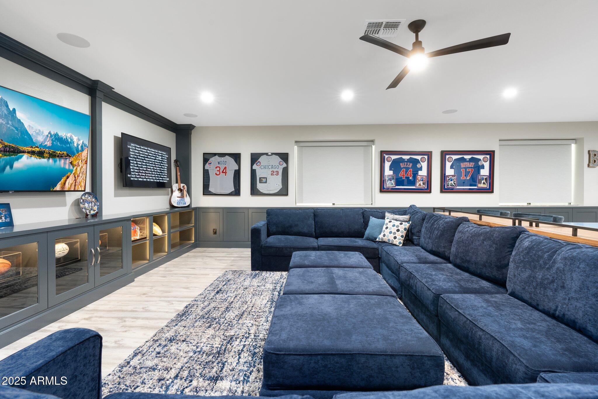 2656 E ORIOLE Drive