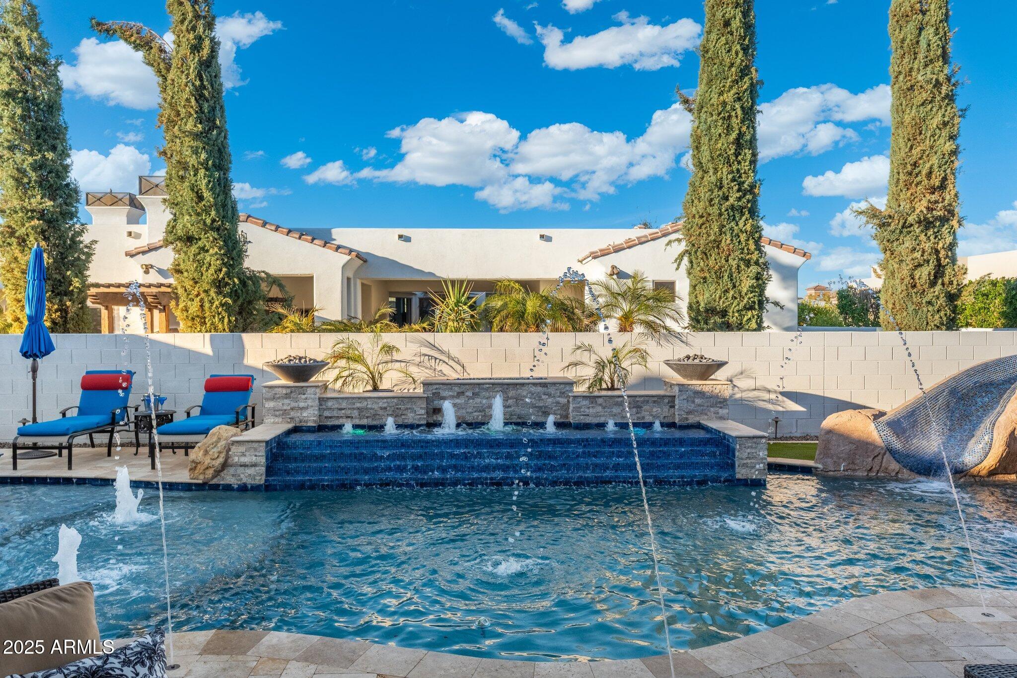 2656 E ORIOLE Drive