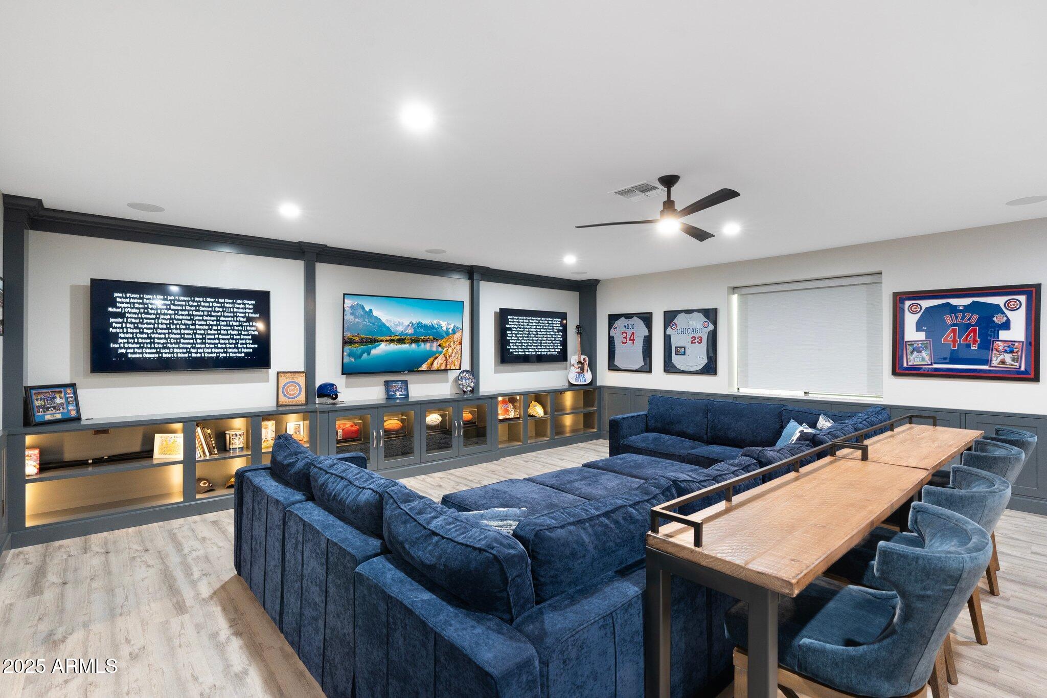 2656 E ORIOLE Drive
