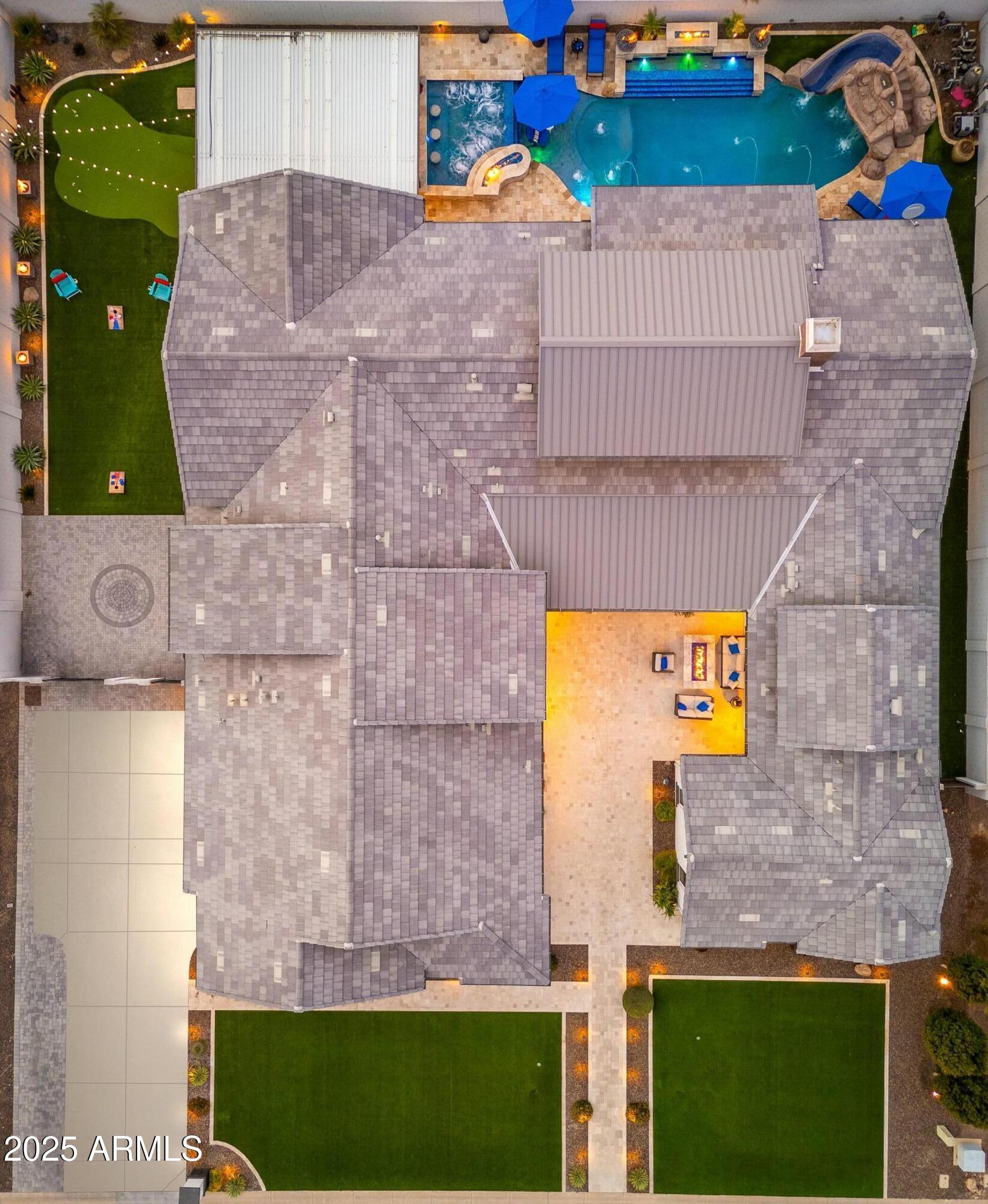 2656 E ORIOLE Drive