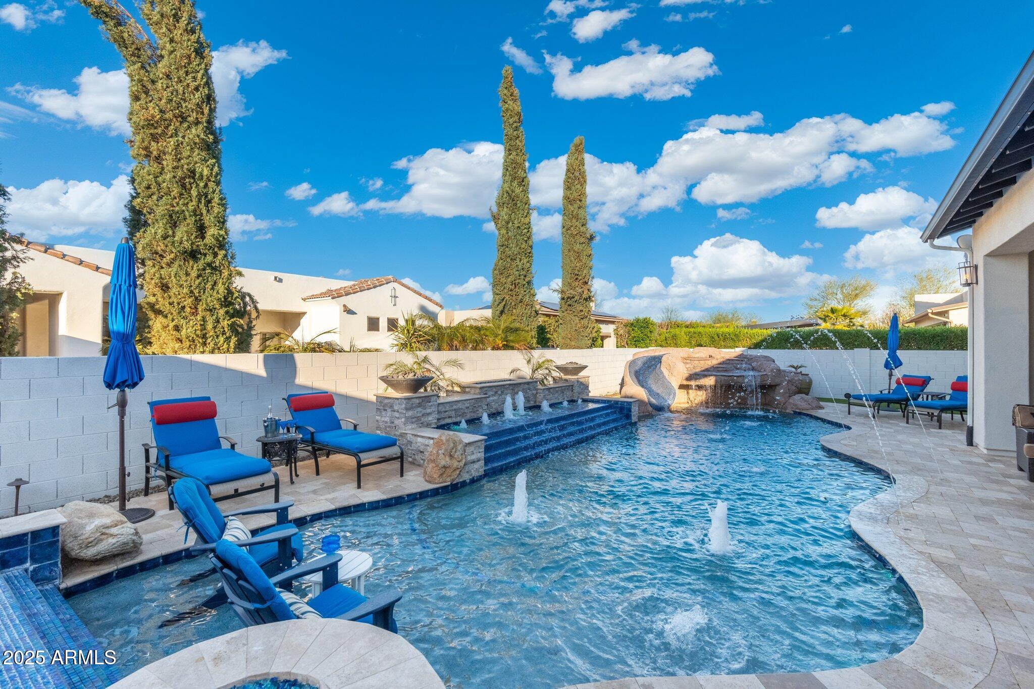 2656 E ORIOLE Drive