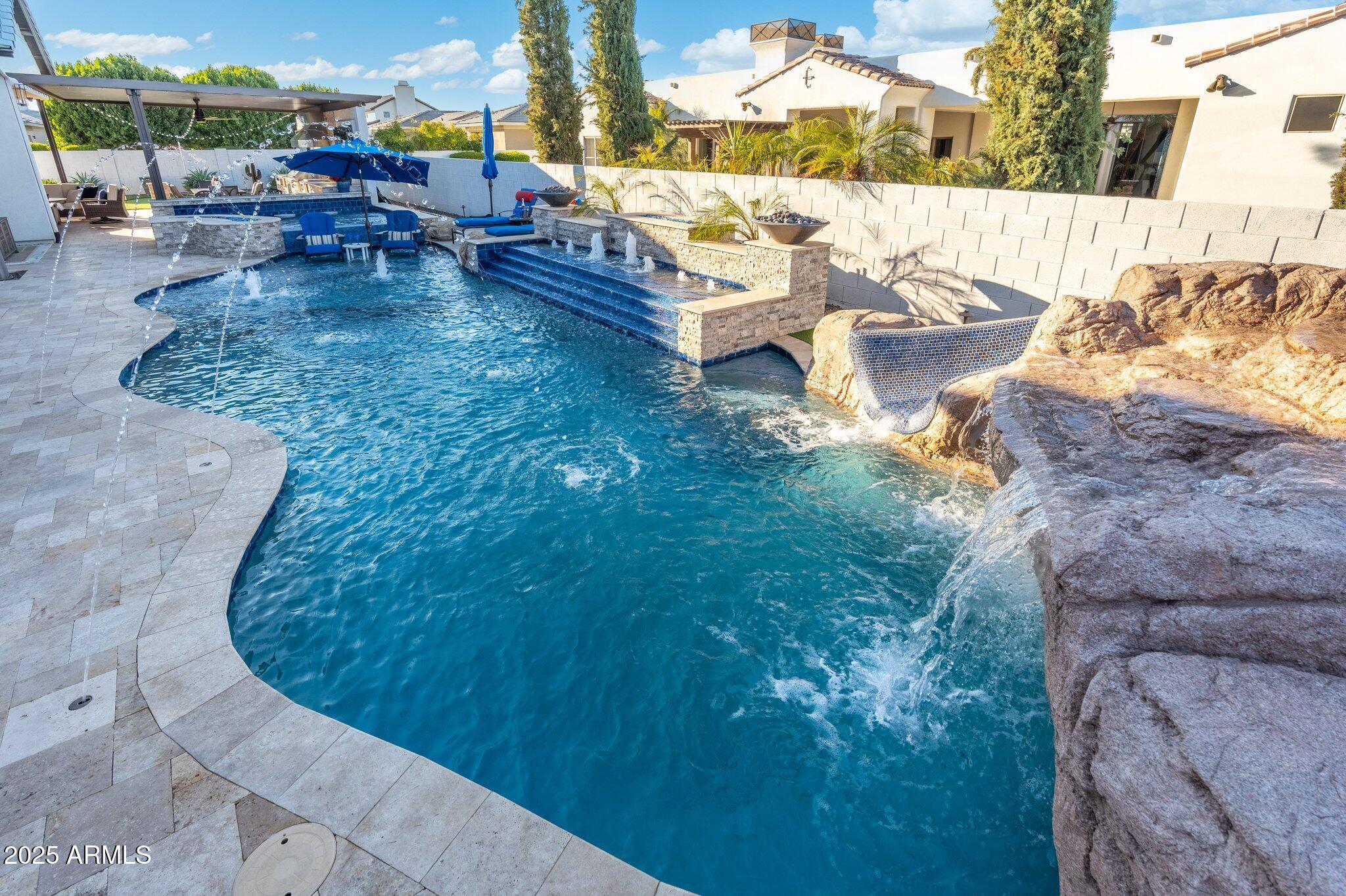 2656 E ORIOLE Drive