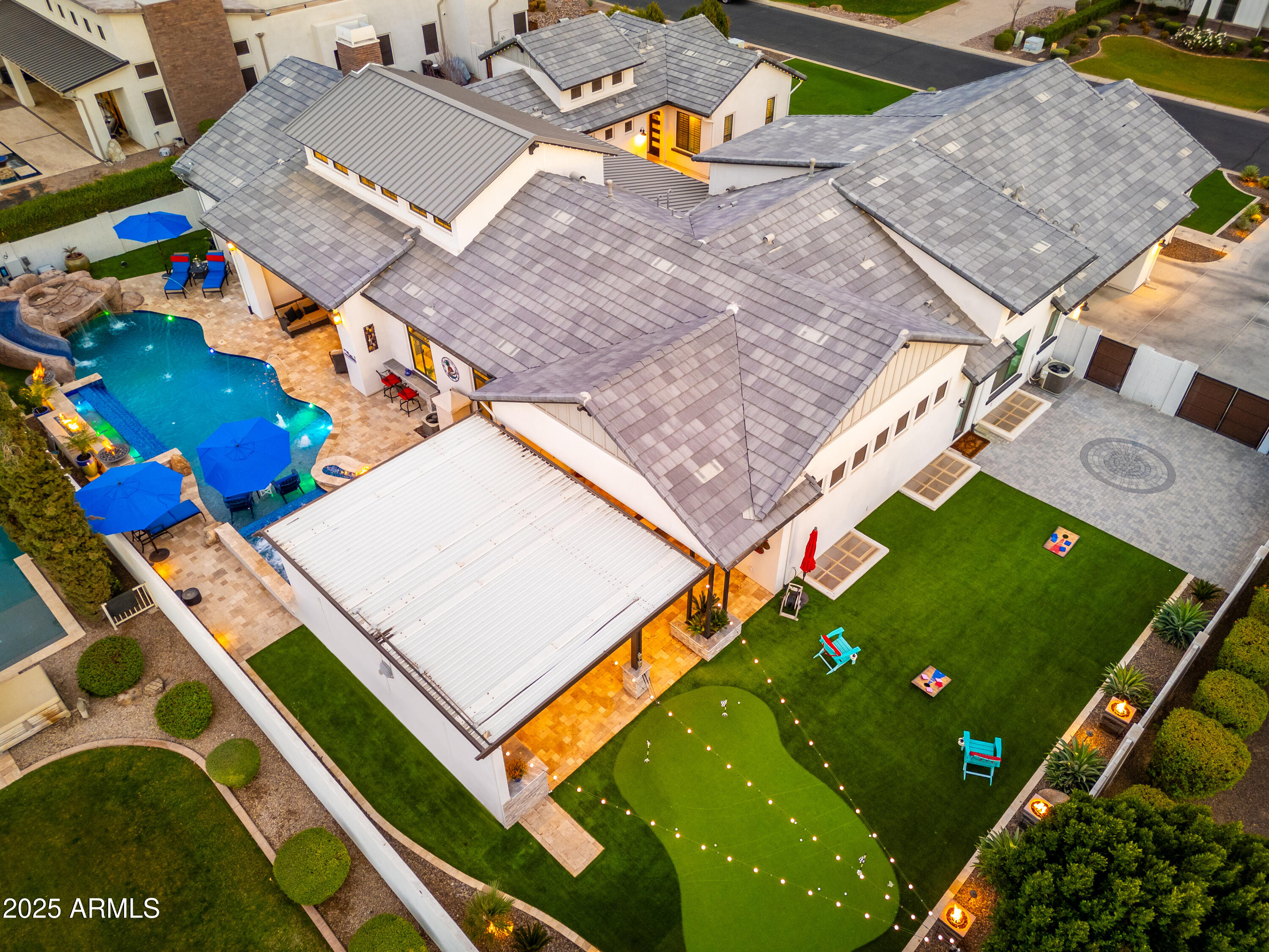 2656 E ORIOLE Drive