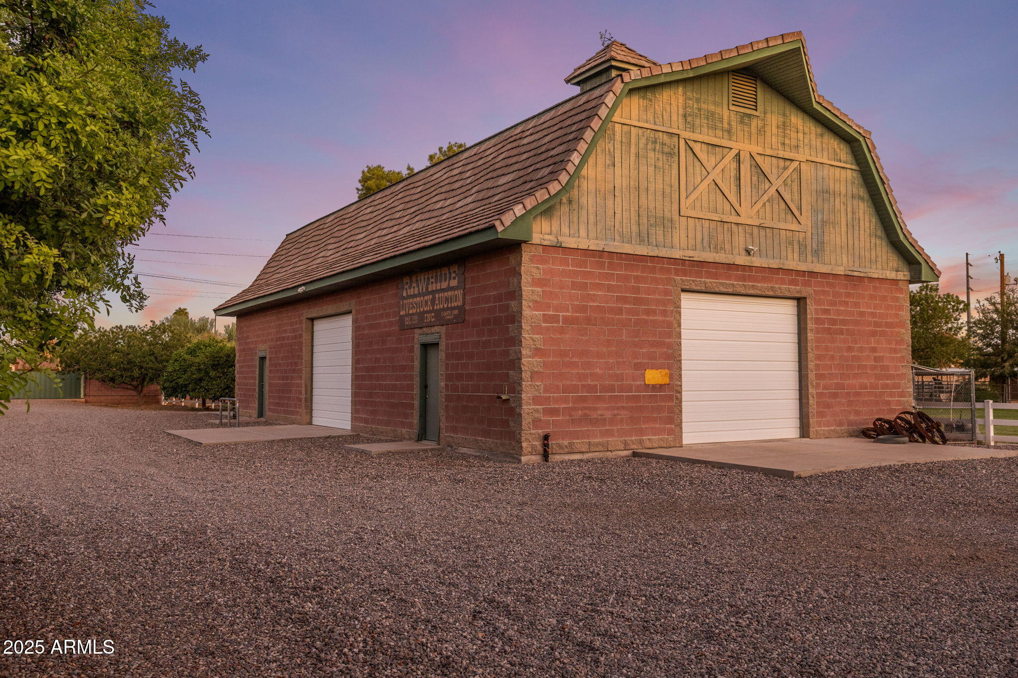 2025 S VAL VISTA Drive