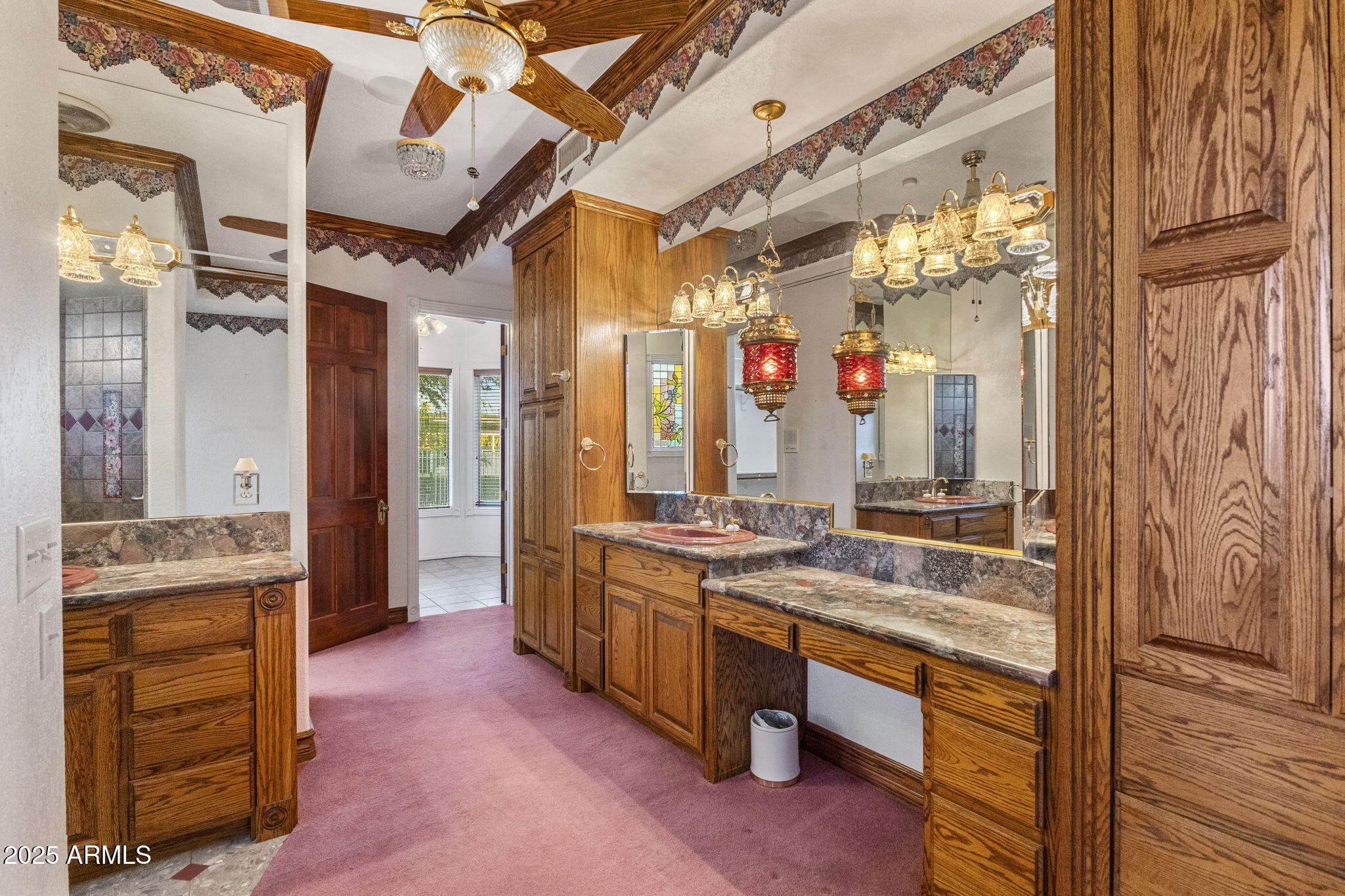 2025 S VAL VISTA Drive