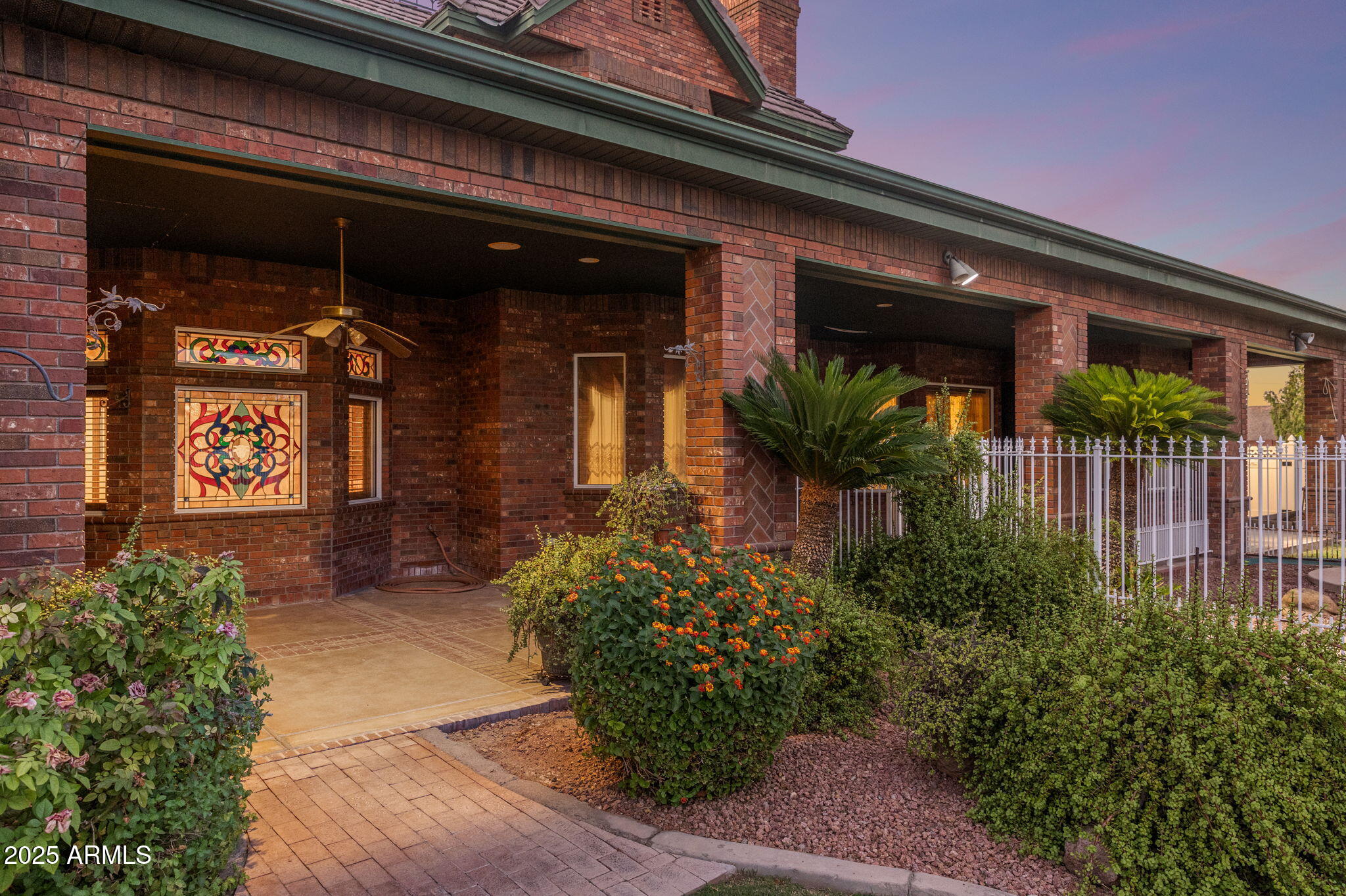 2025 S VAL VISTA Drive