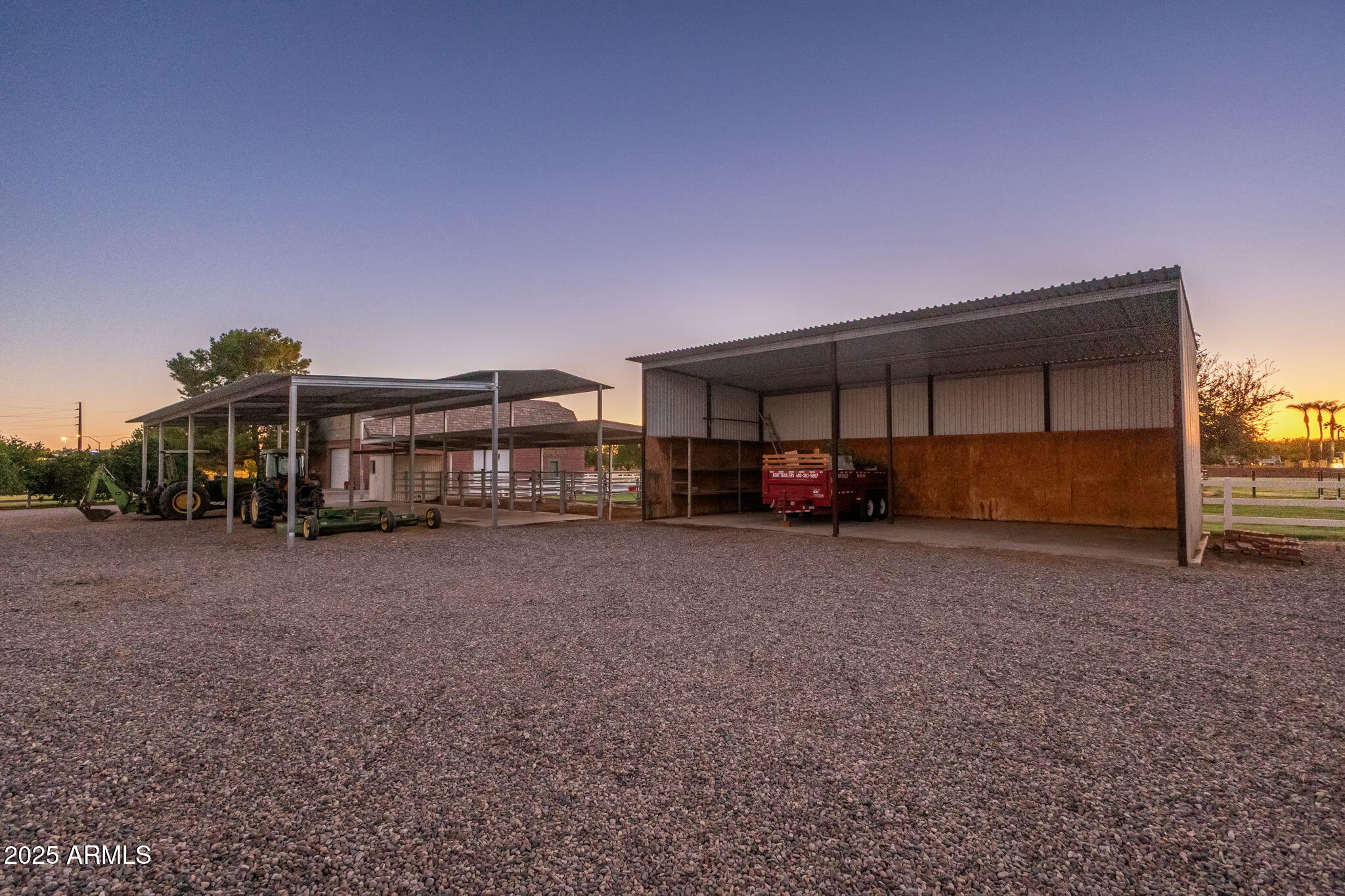 2025 S VAL VISTA Drive