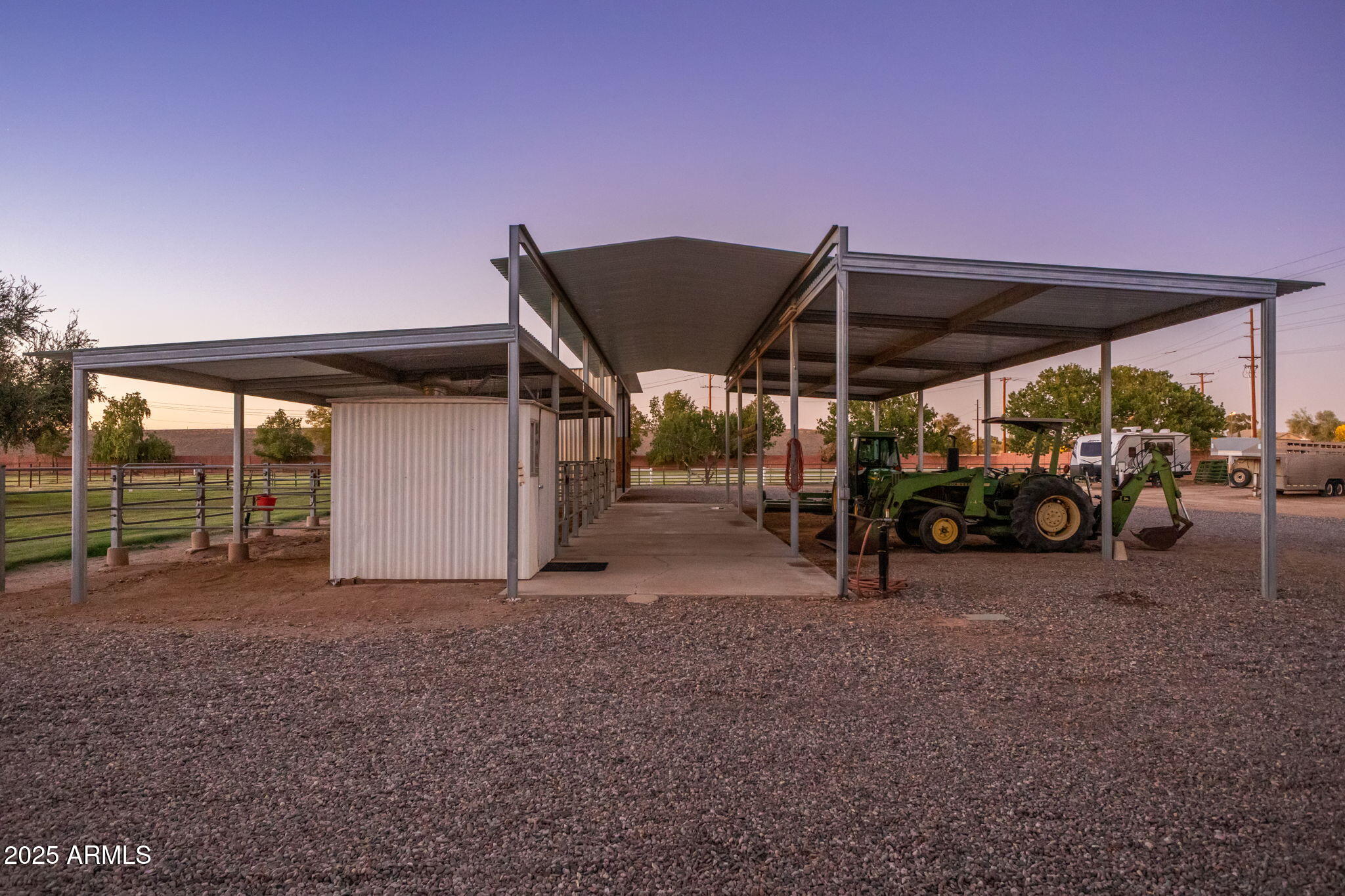 2025 S VAL VISTA Drive