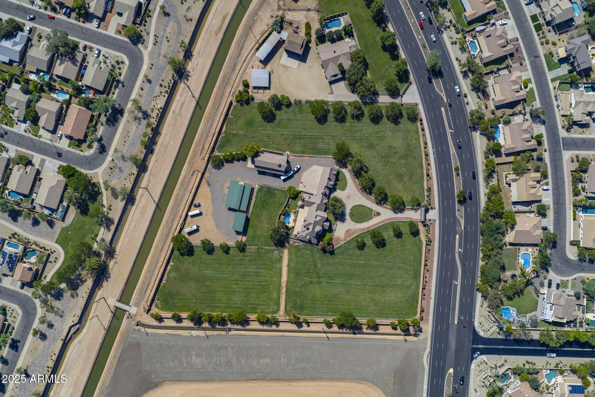 2025 S VAL VISTA Drive