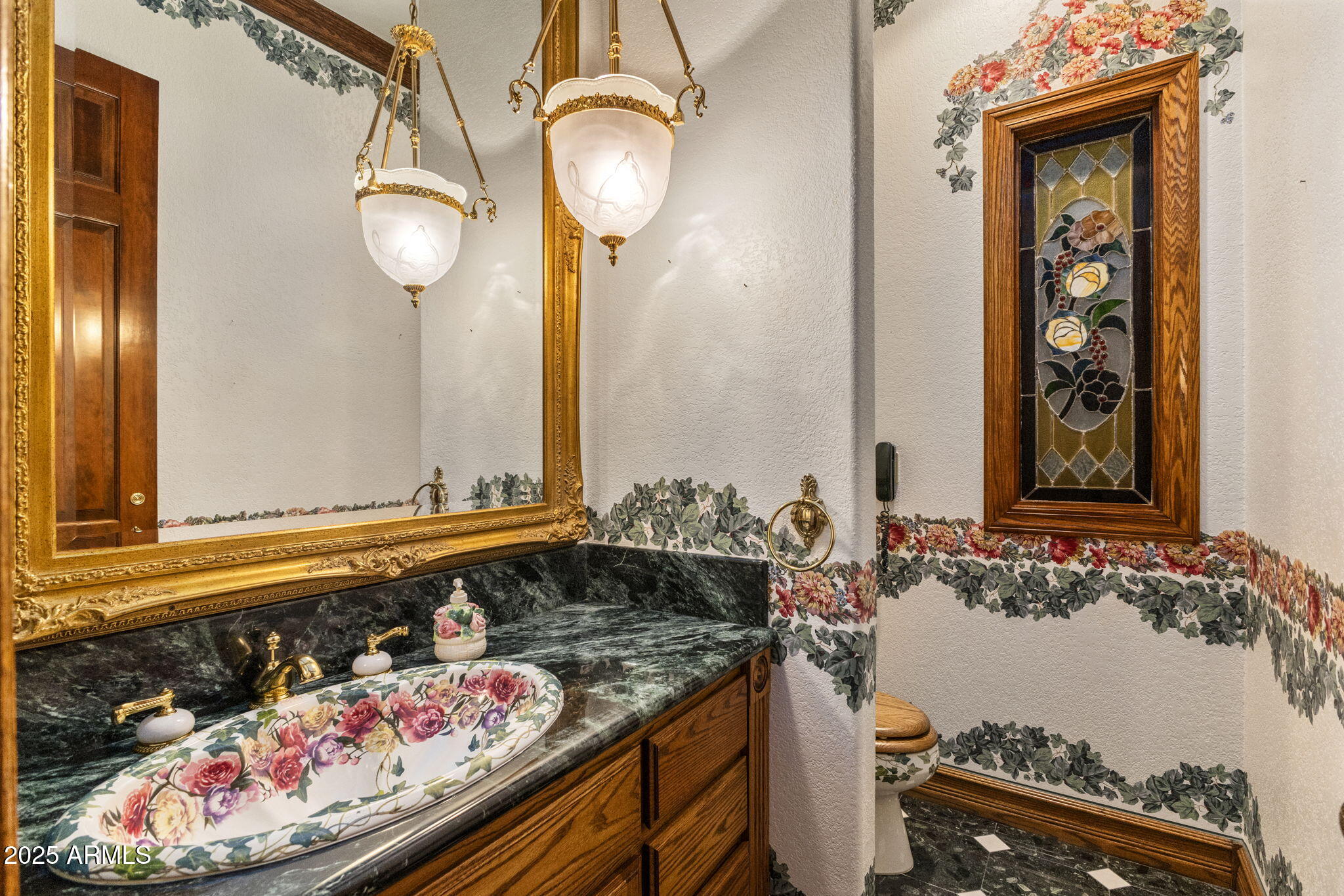 2025 S VAL VISTA Drive