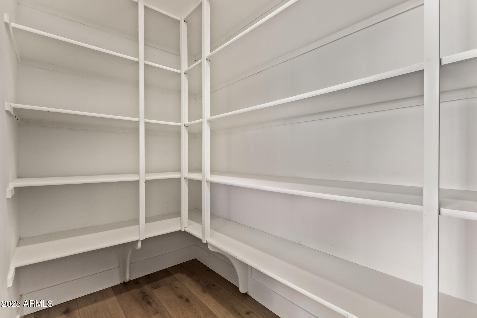 23154 E VIA DE OLIVOS