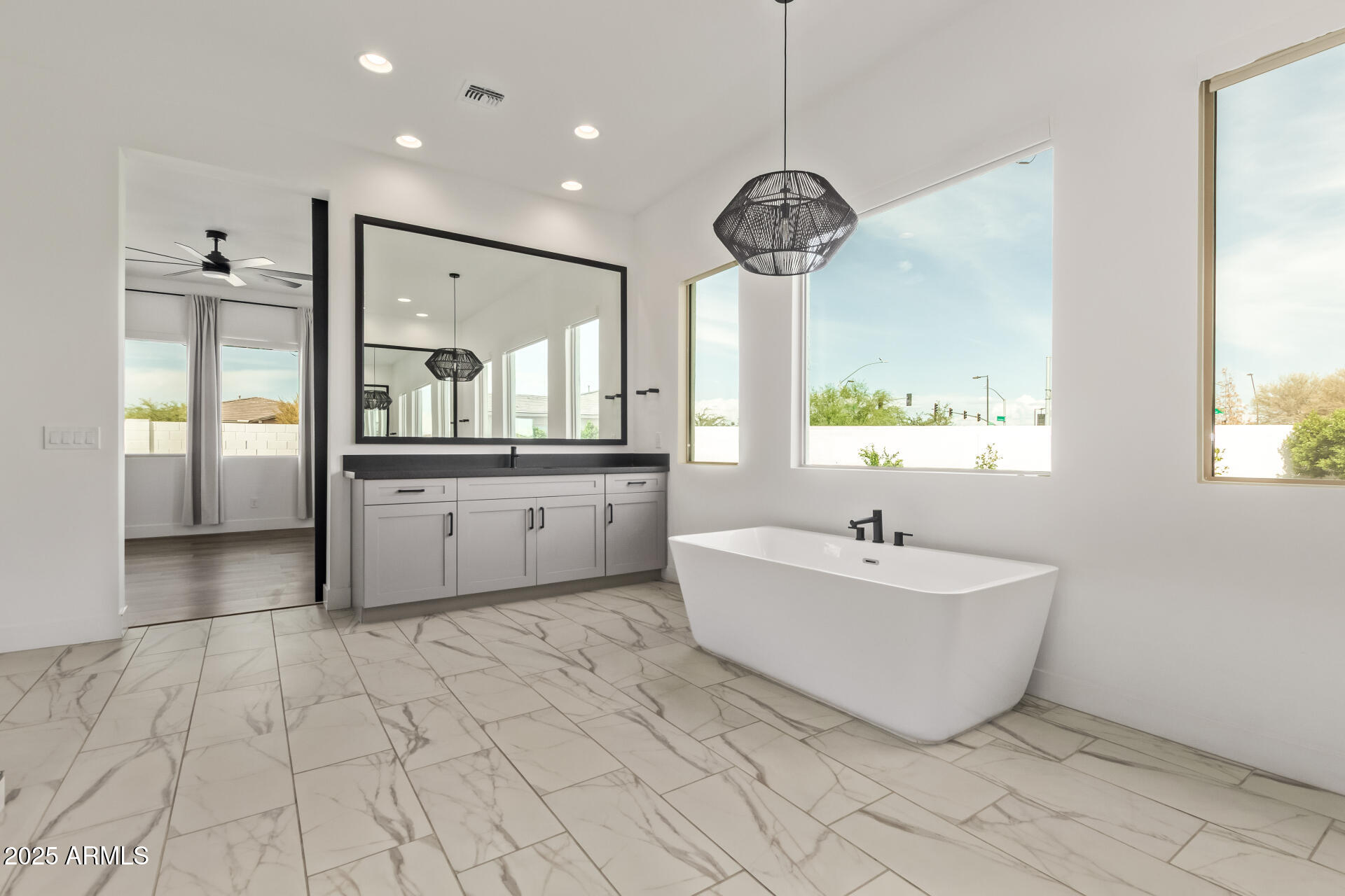 23154 E VIA DE OLIVOS