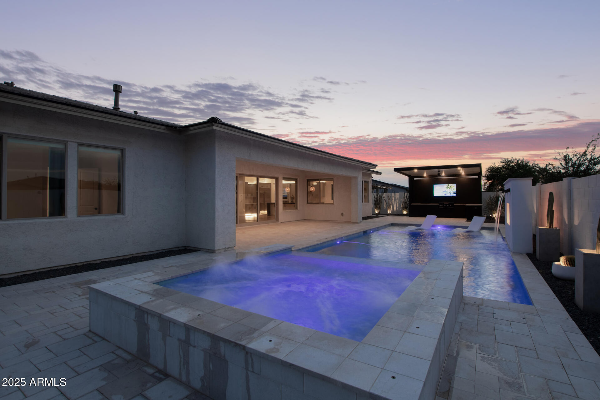 23154 E VIA DE OLIVOS