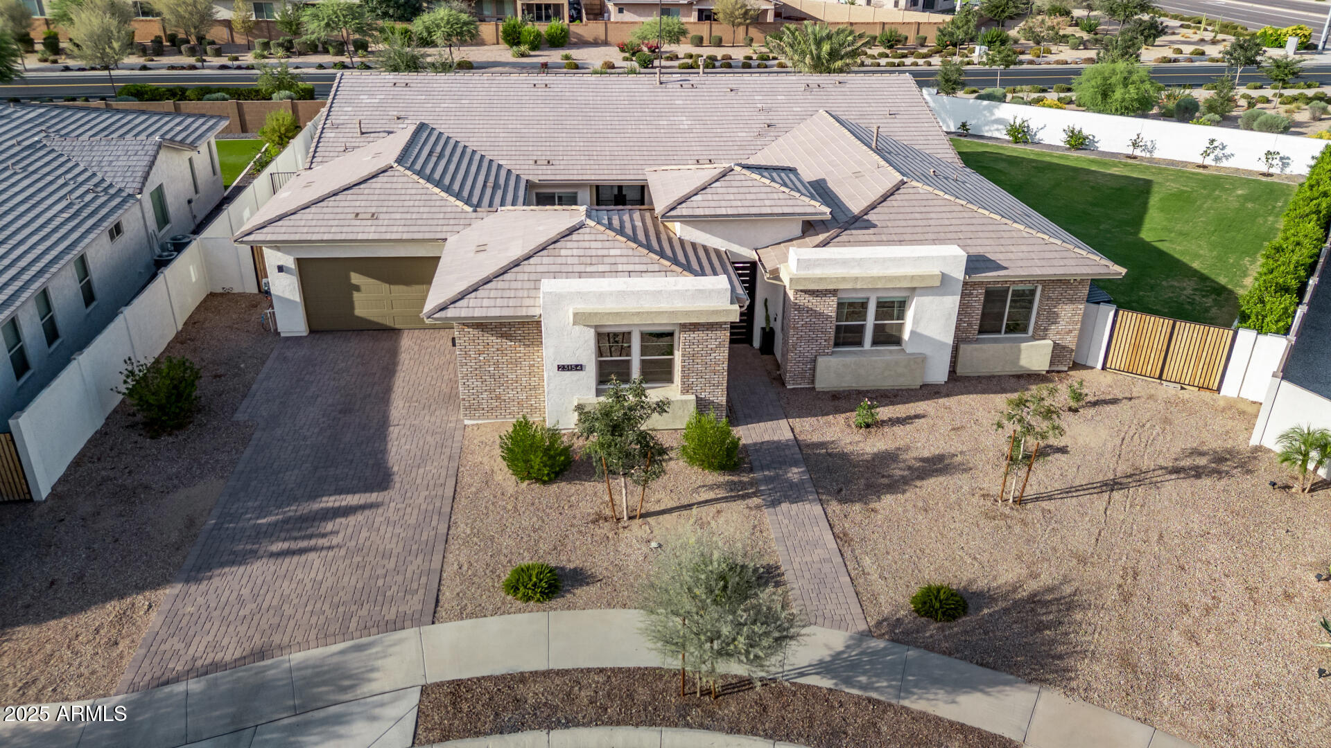 23154 E VIA DE OLIVOS