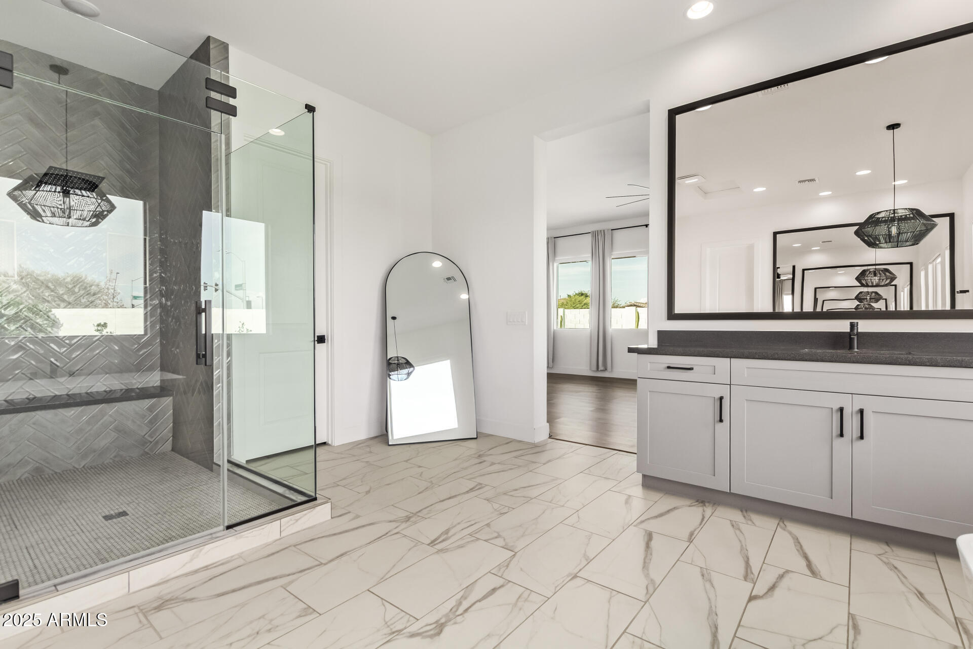 23154 E VIA DE OLIVOS