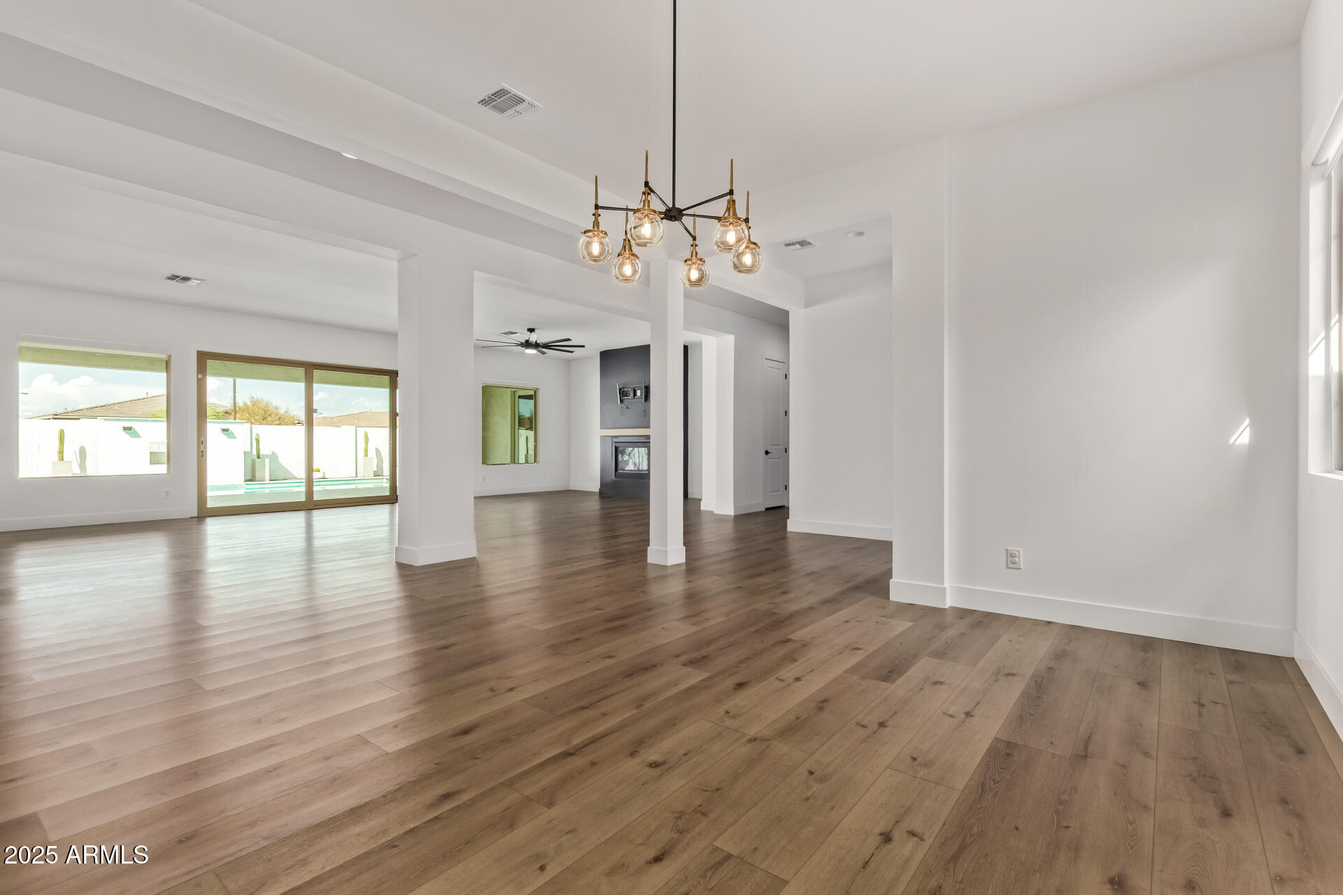 23154 E VIA DE OLIVOS