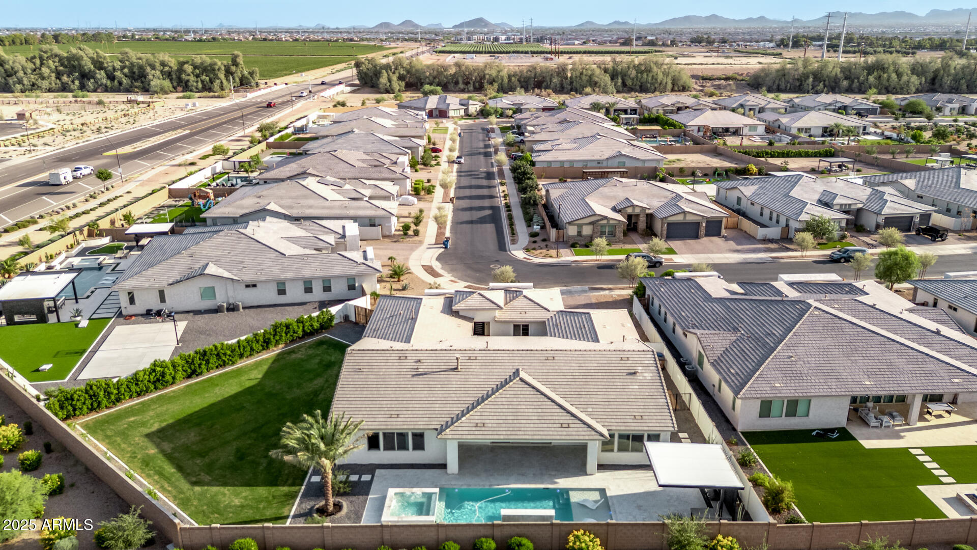 23154 E VIA DE OLIVOS