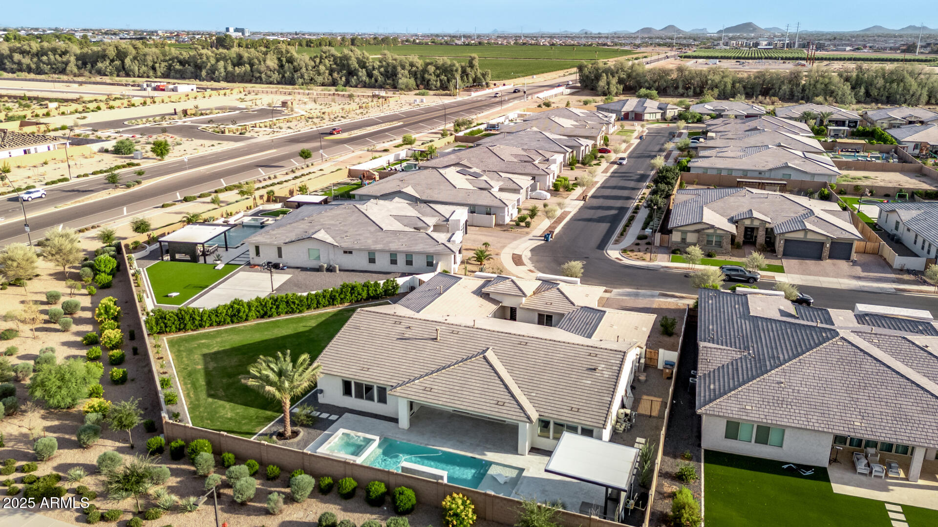 23154 E VIA DE OLIVOS