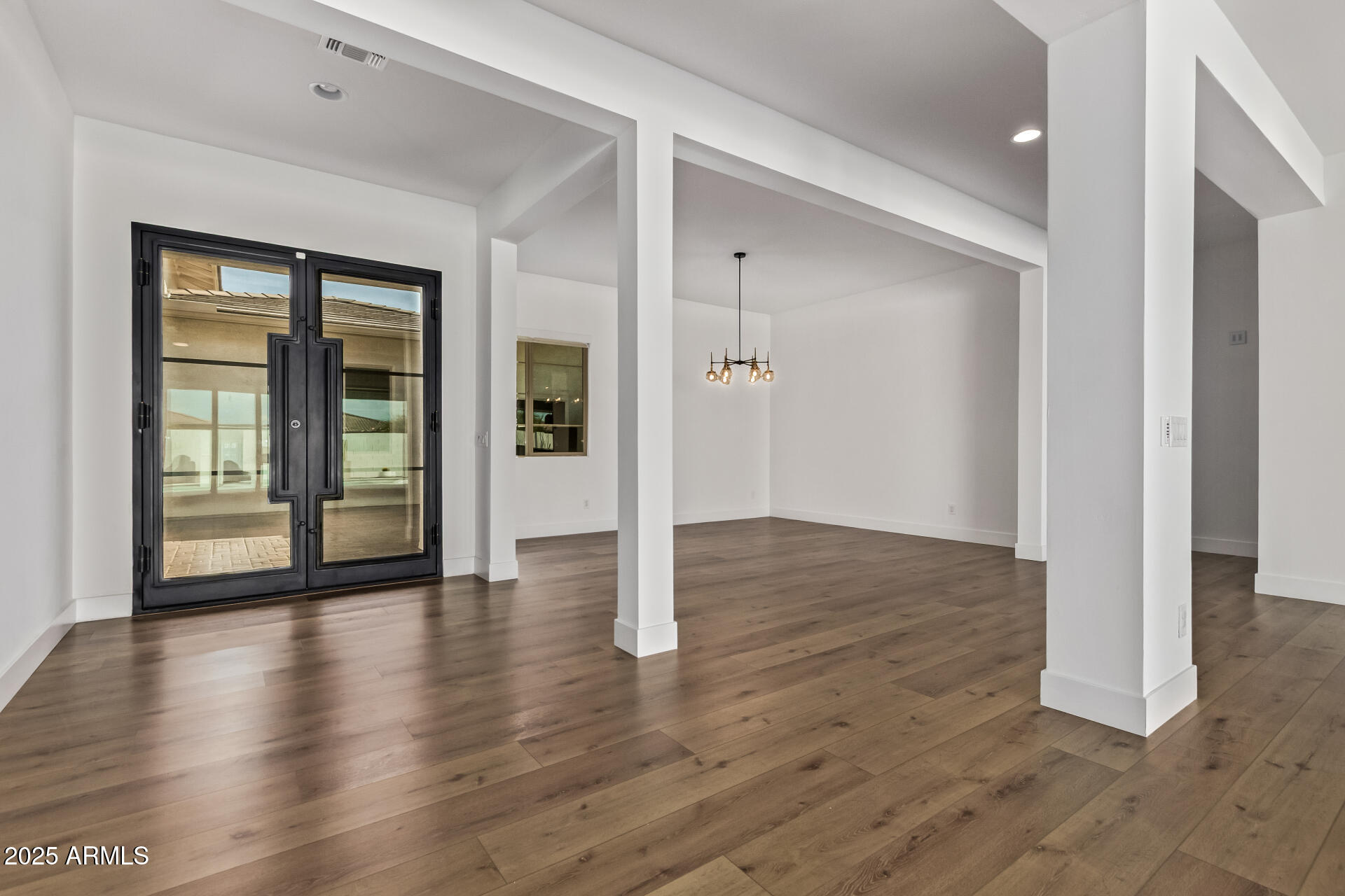 23154 E VIA DE OLIVOS