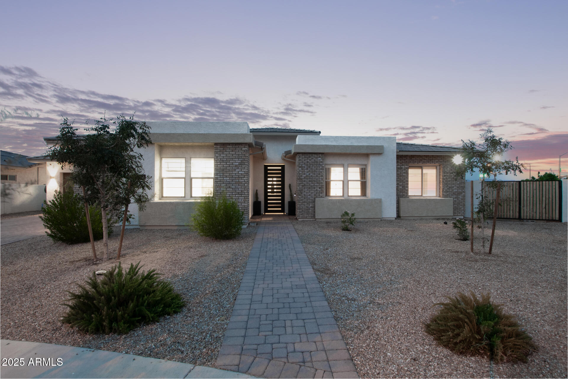 23154 E VIA DE OLIVOS