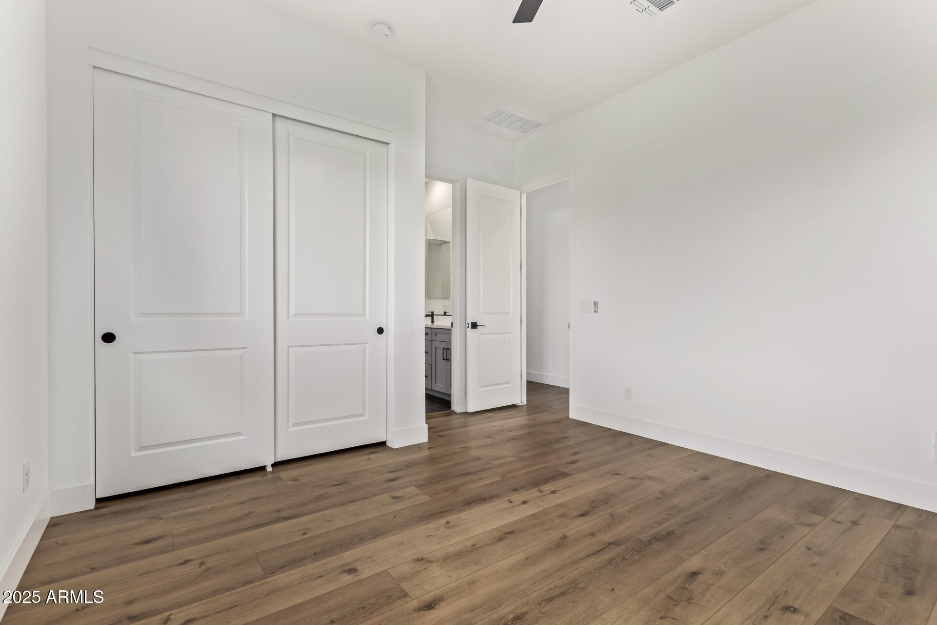 23154 E VIA DE OLIVOS