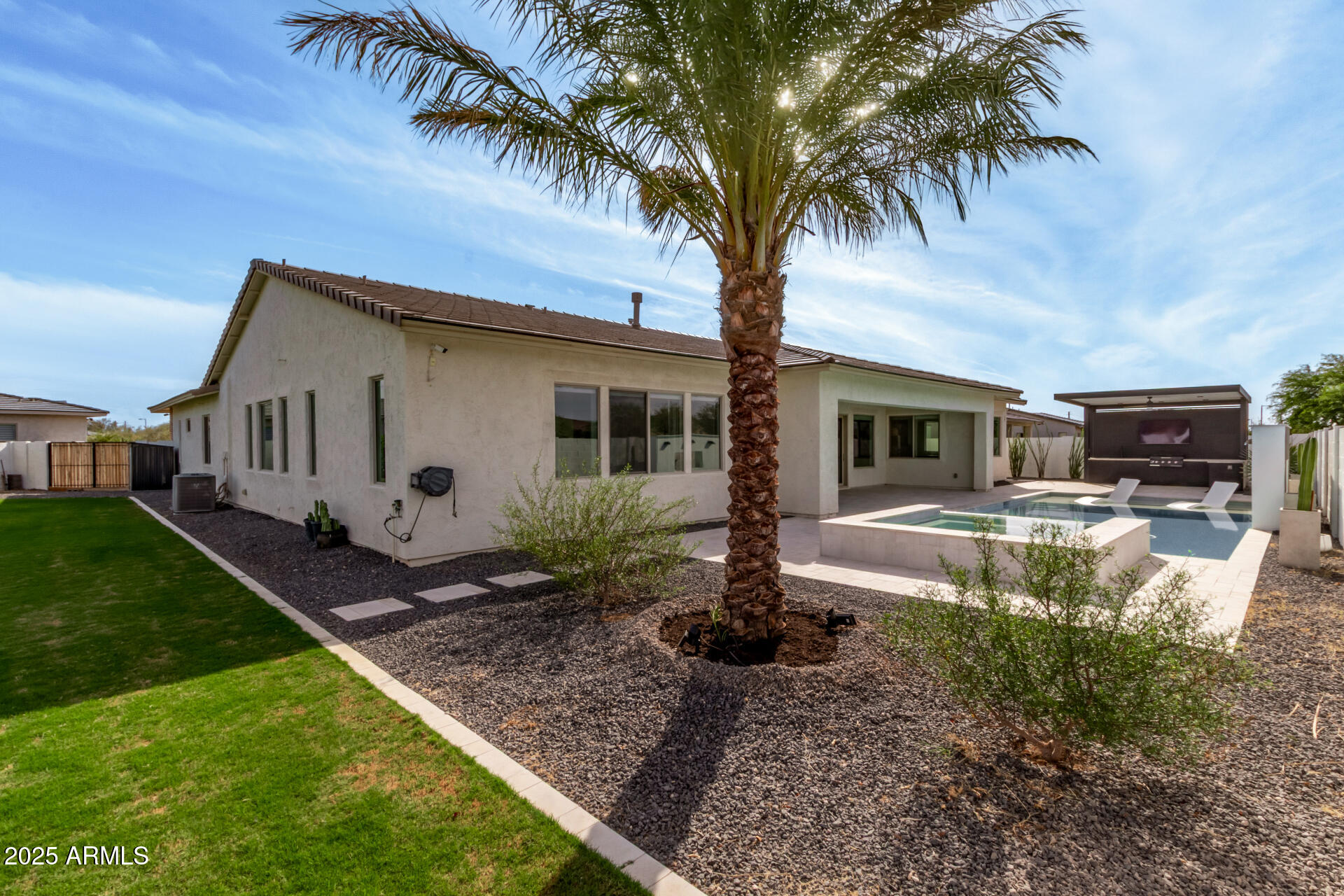 23154 E VIA DE OLIVOS