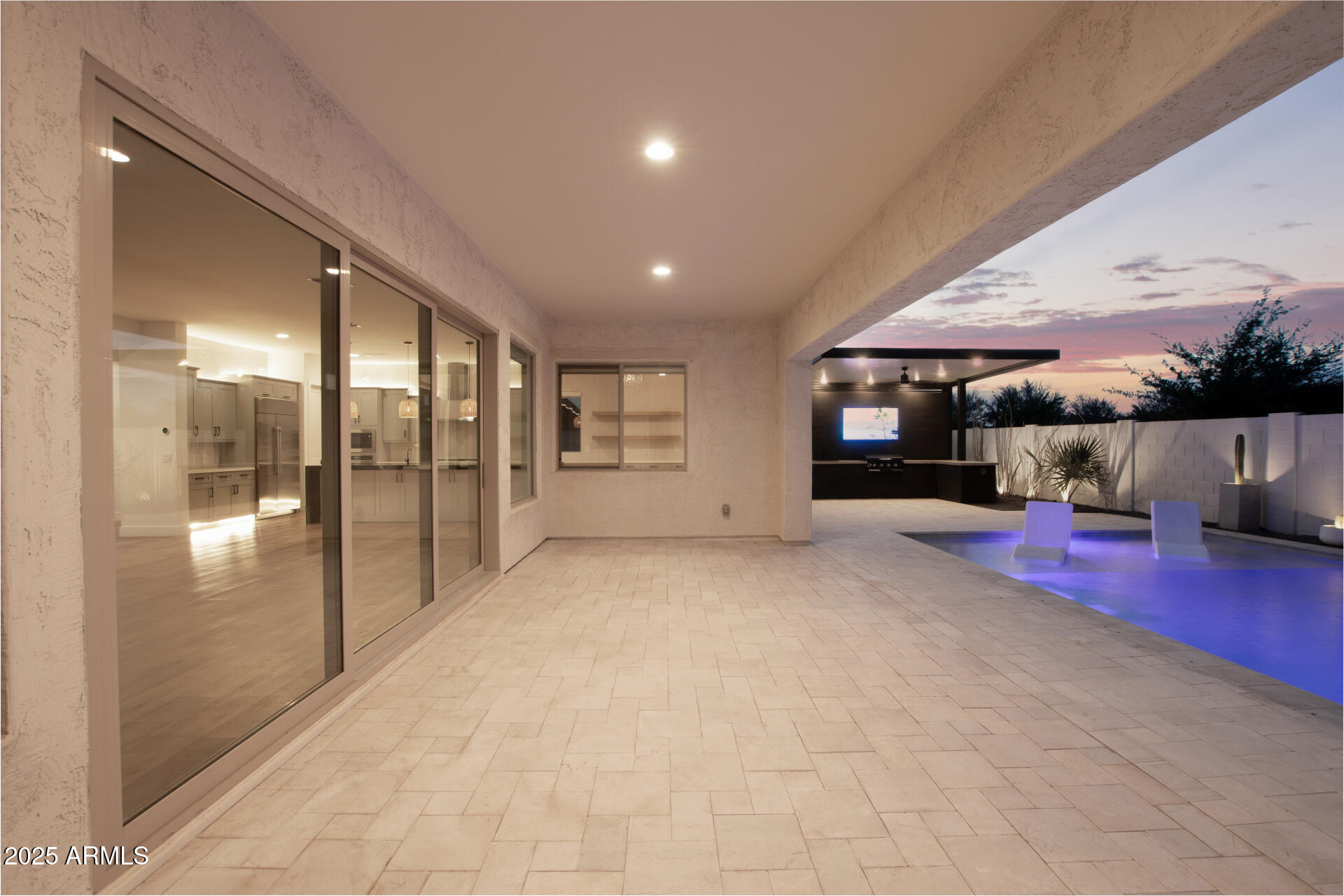 23154 E VIA DE OLIVOS