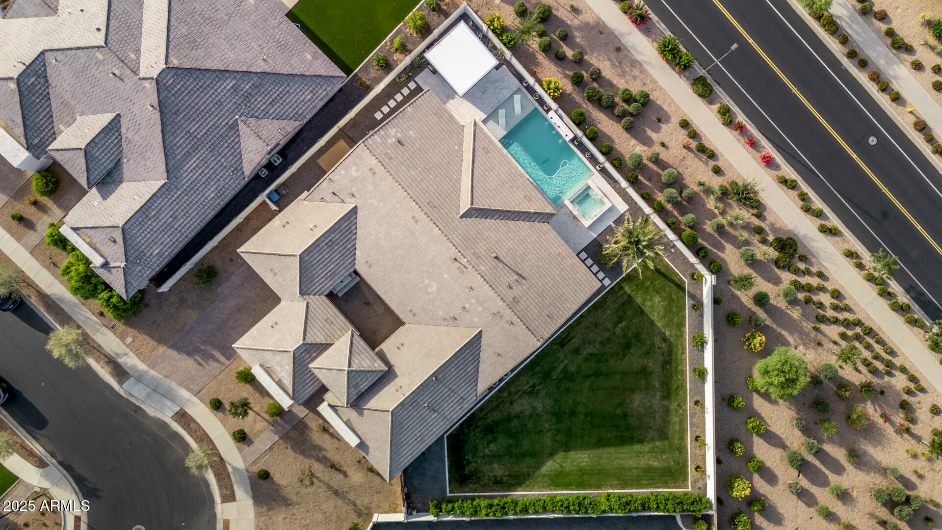 23154 E VIA DE OLIVOS