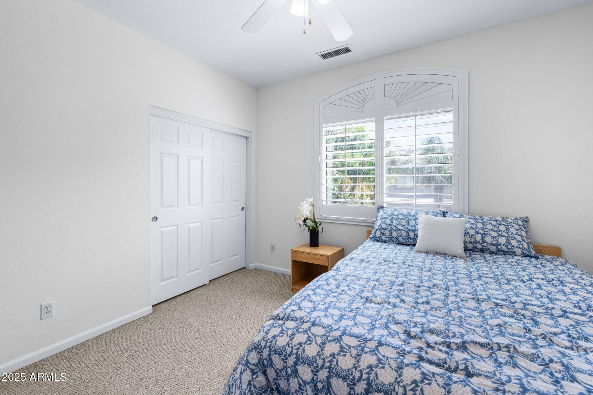 251 W Flamingo Drive