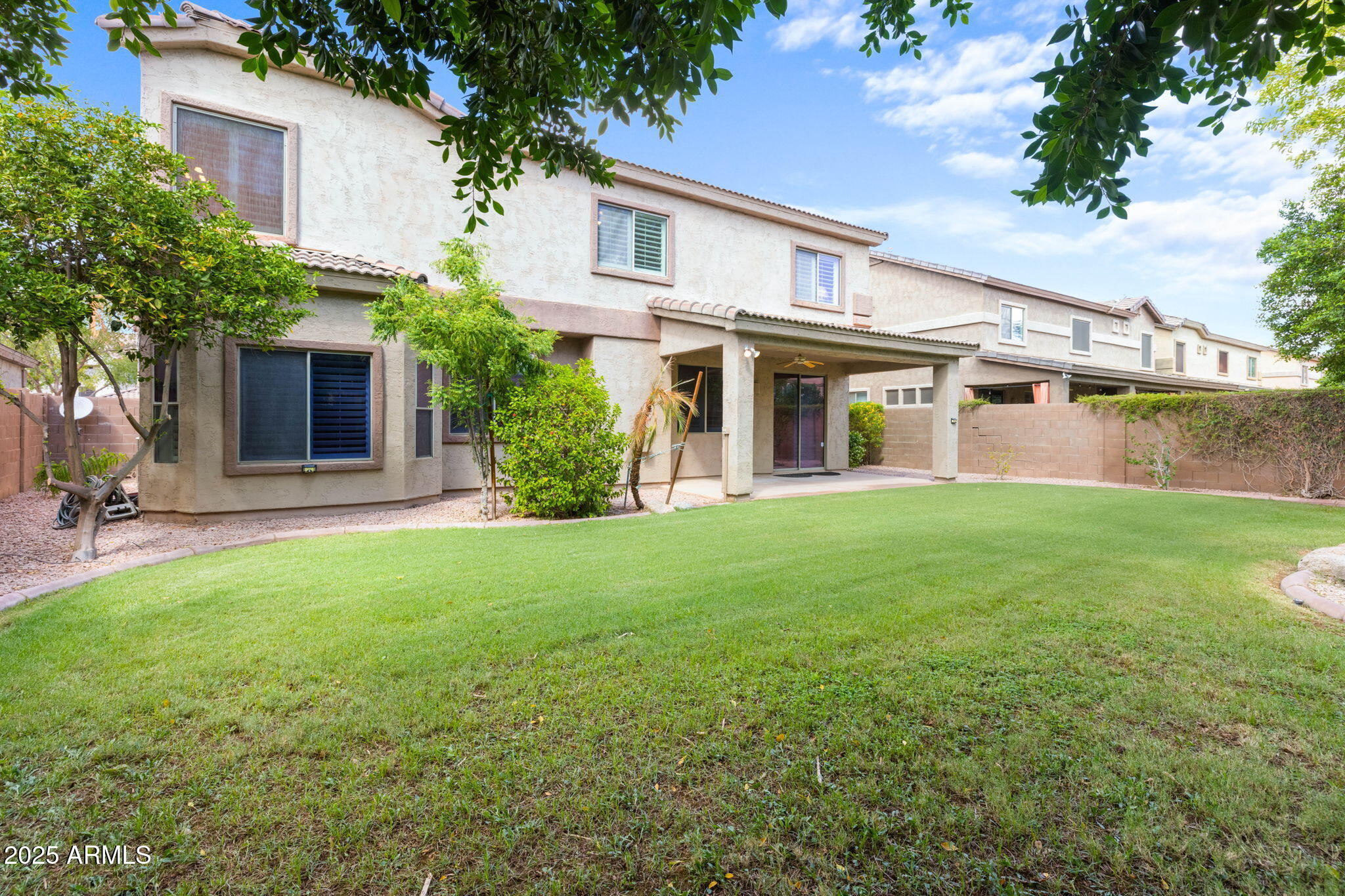 251 W Flamingo Drive