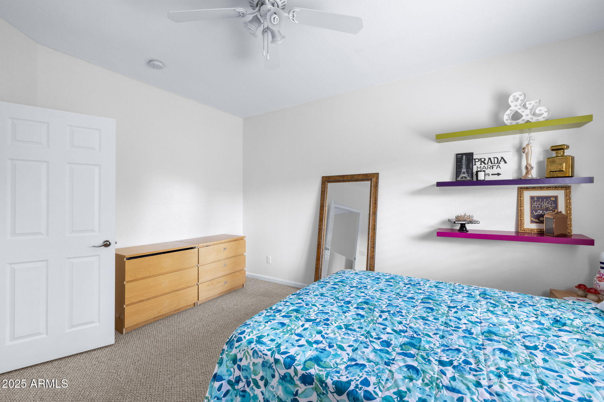 251 W Flamingo Drive